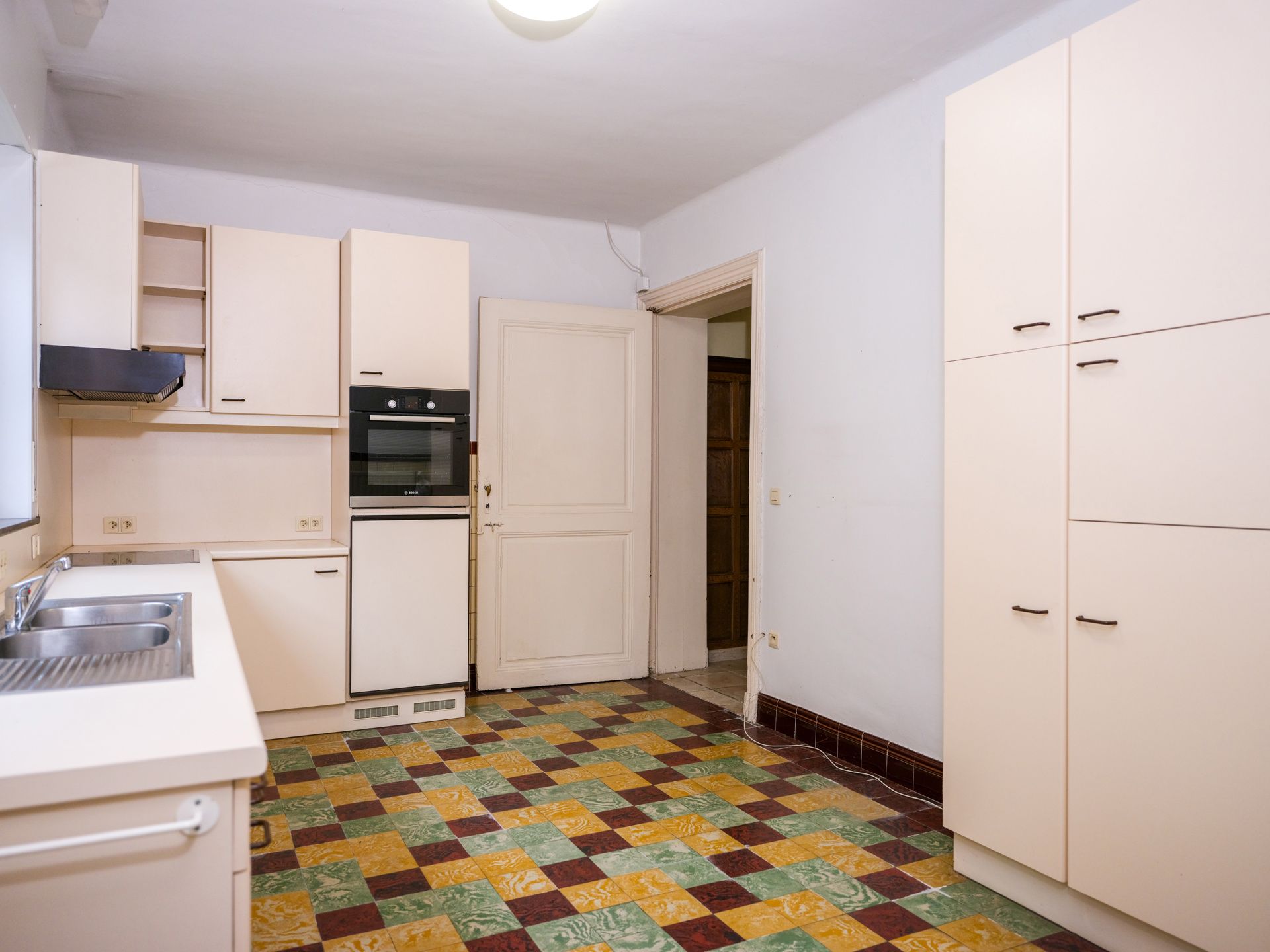 Authentieke (voormalige) pastorie op ruim perceel van 4.057 m² foto 14