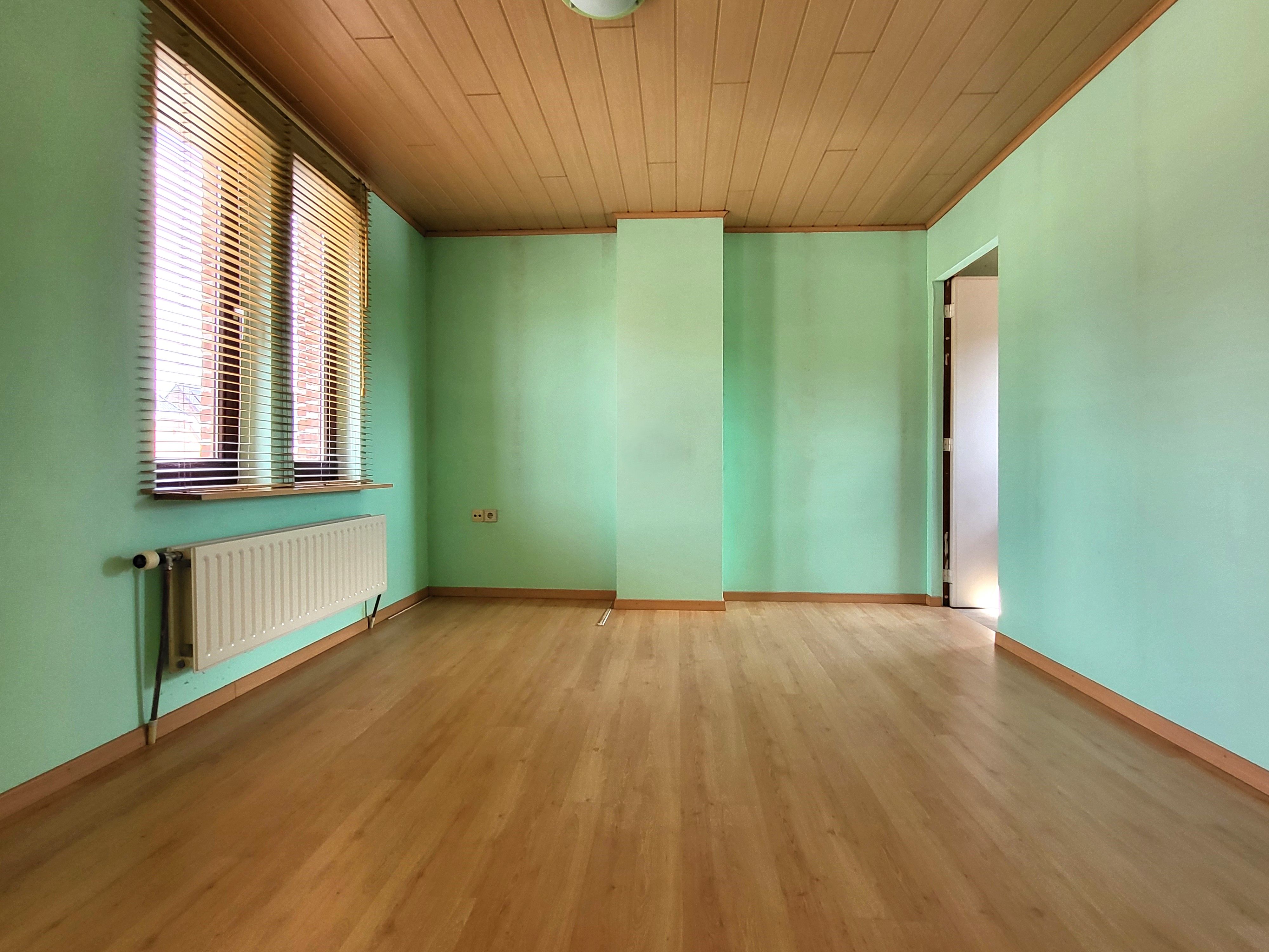 Prachtige burgerwoning op 950 m² met ruime garage en zuidgerichte tuin gelegen in de Vlaamse Ardennen.  foto 23