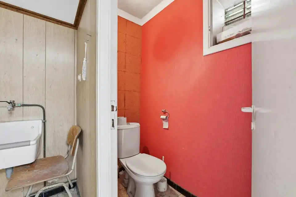 AUTHENTIEK TE RENOVEREN HERENHUIS IN SINT-TRUIDEN. foto 14