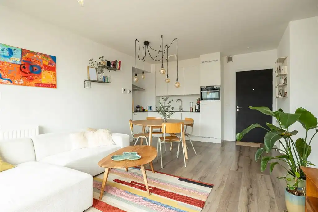 Superverzorgd appartement met terras foto {{pictureIndex}}