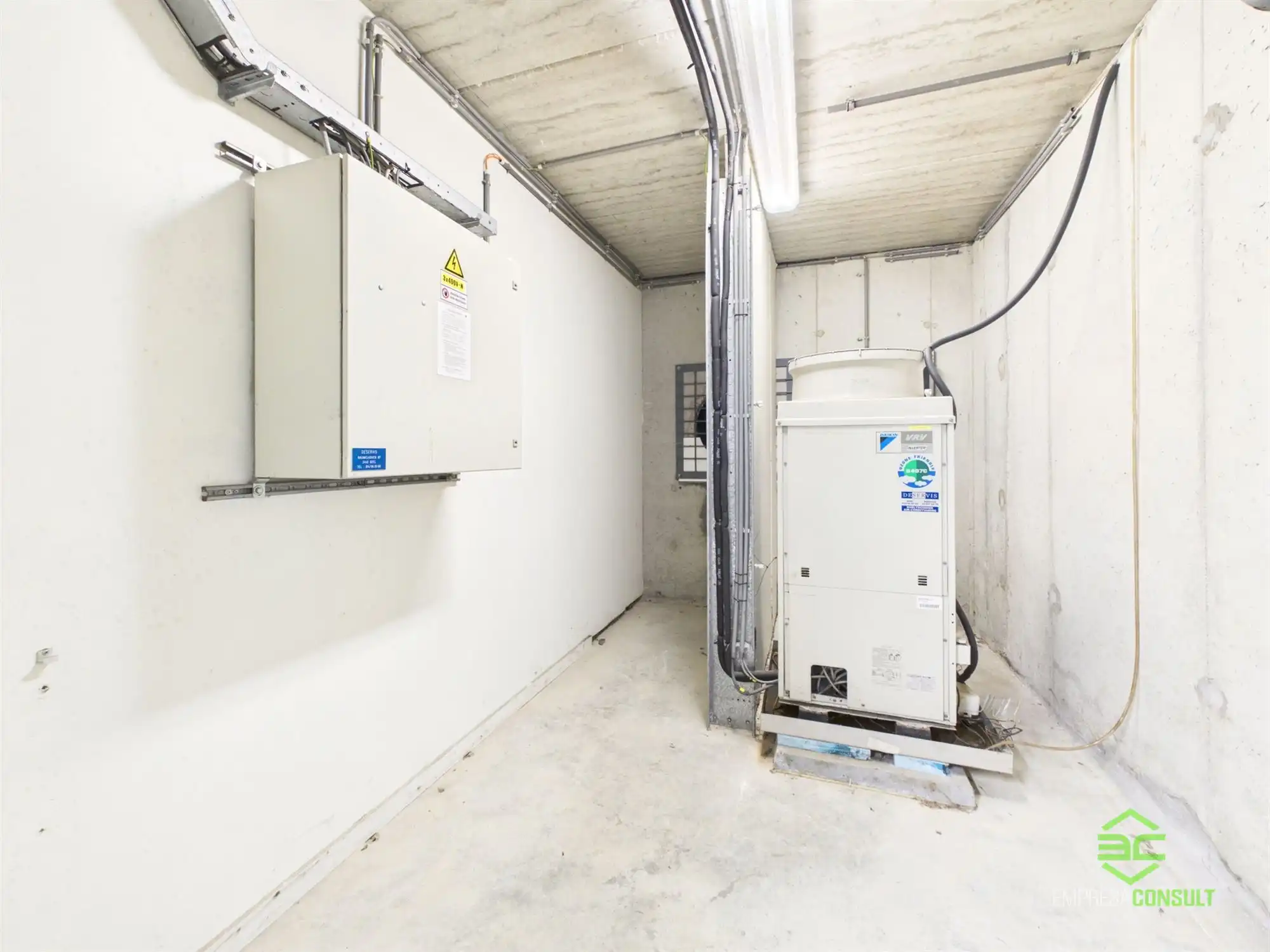 Handelsruimte van 125m² aan doorgaande weg in Budingen! foto 21