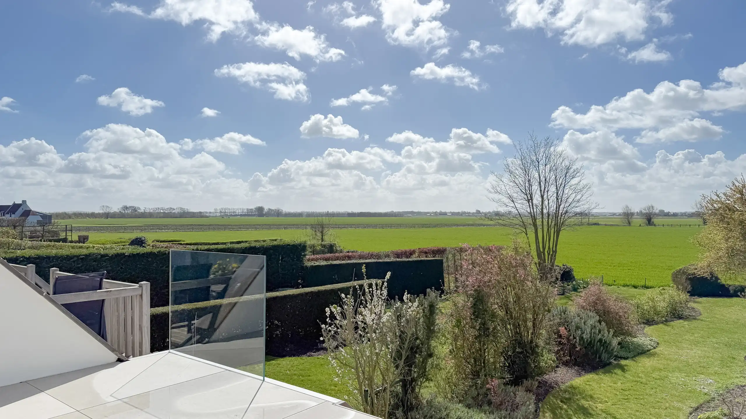 Exclusieve townhouse - panoramische zichten over de polders foto 16
