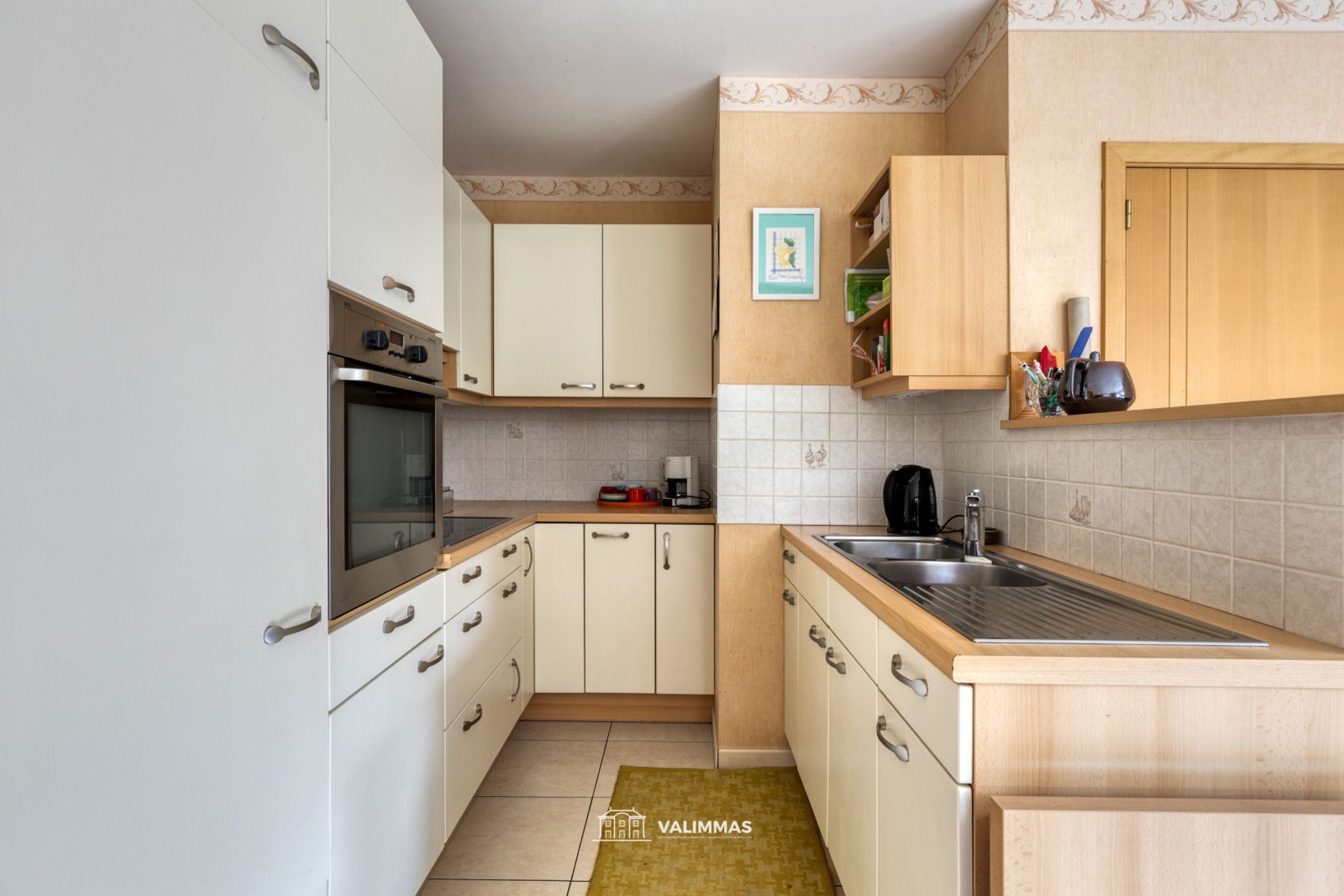 Residentieel gelegen driegevelwoning met garage, tuin...  foto 7