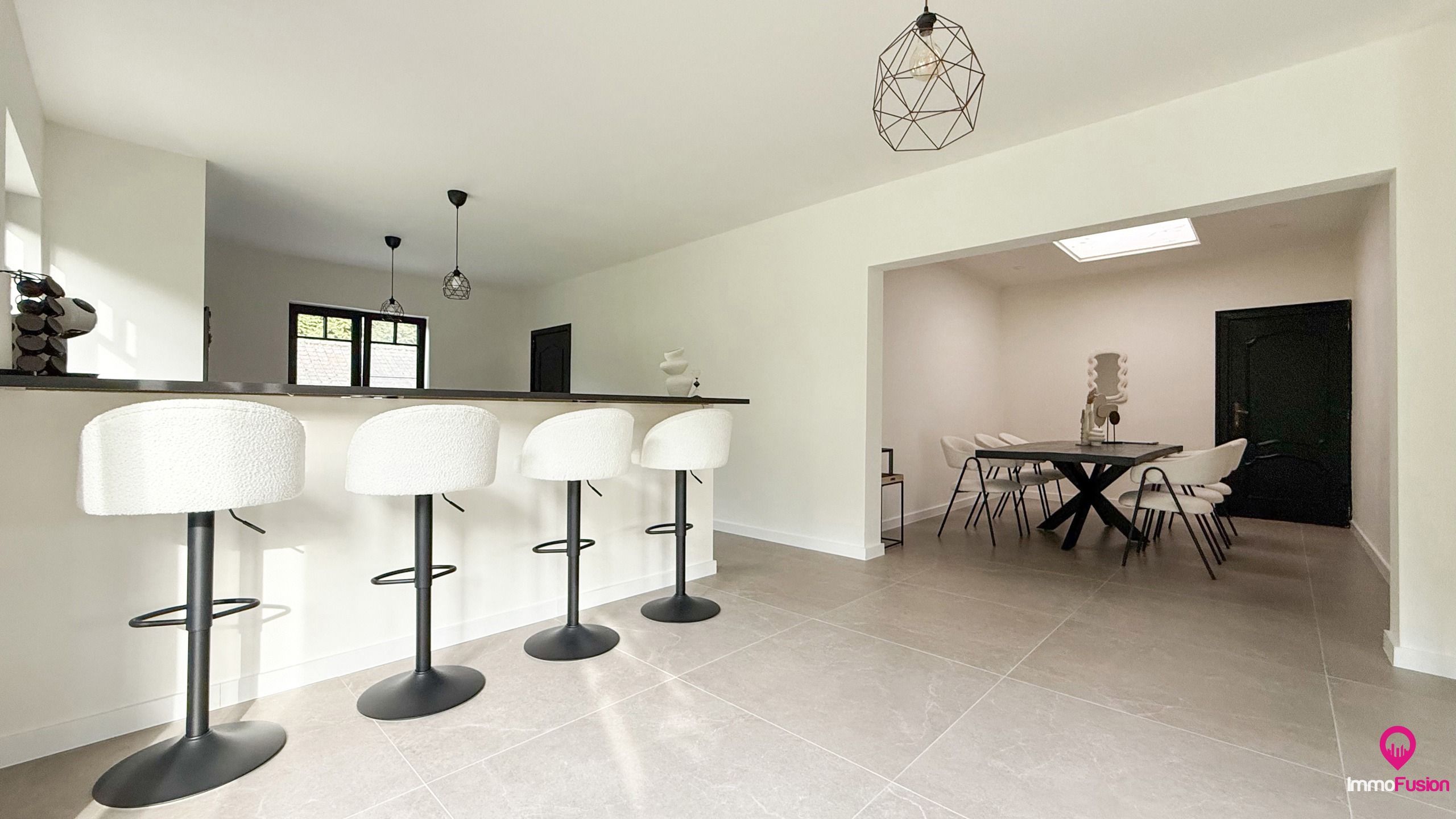 Goed gelegen landelijke villa met 12are grond op toplocatie! foto 16