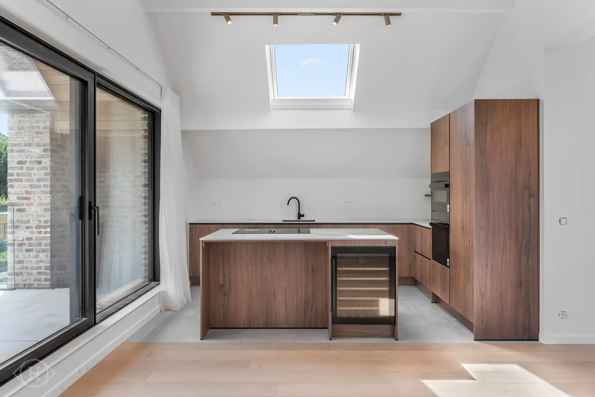 Luxe 3-slaapkamerappartement met ruim terras foto 3