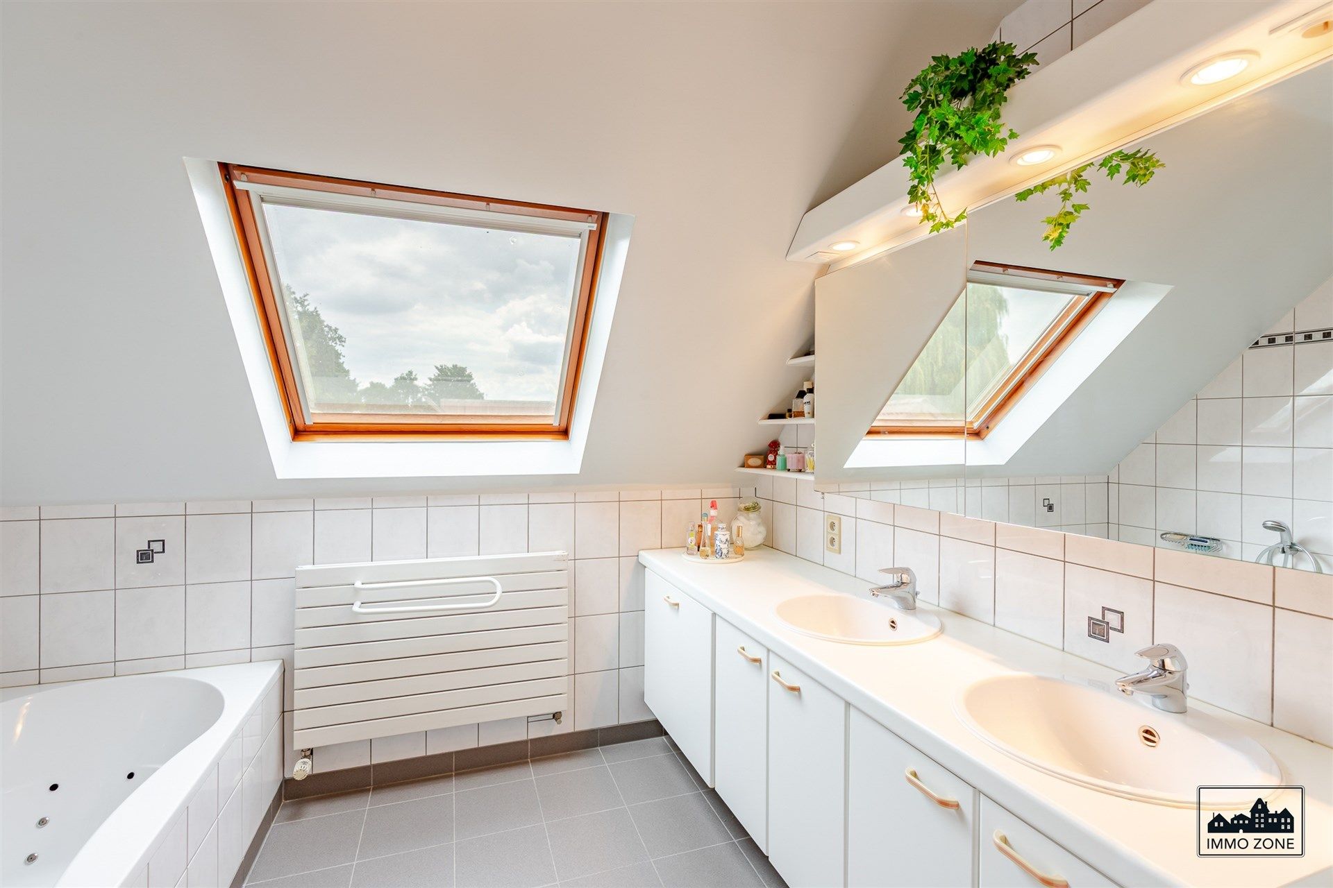 Huis, chalet en ruim magazijn van 375 m2 op toplocatie  foto 15