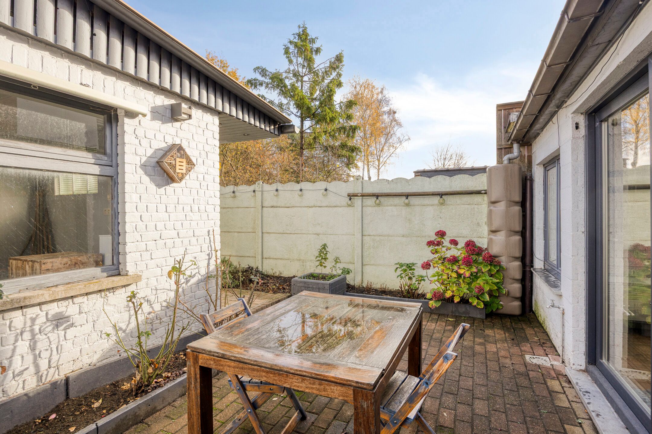 Ruime rijwoning op uitstekende locatie  foto 20