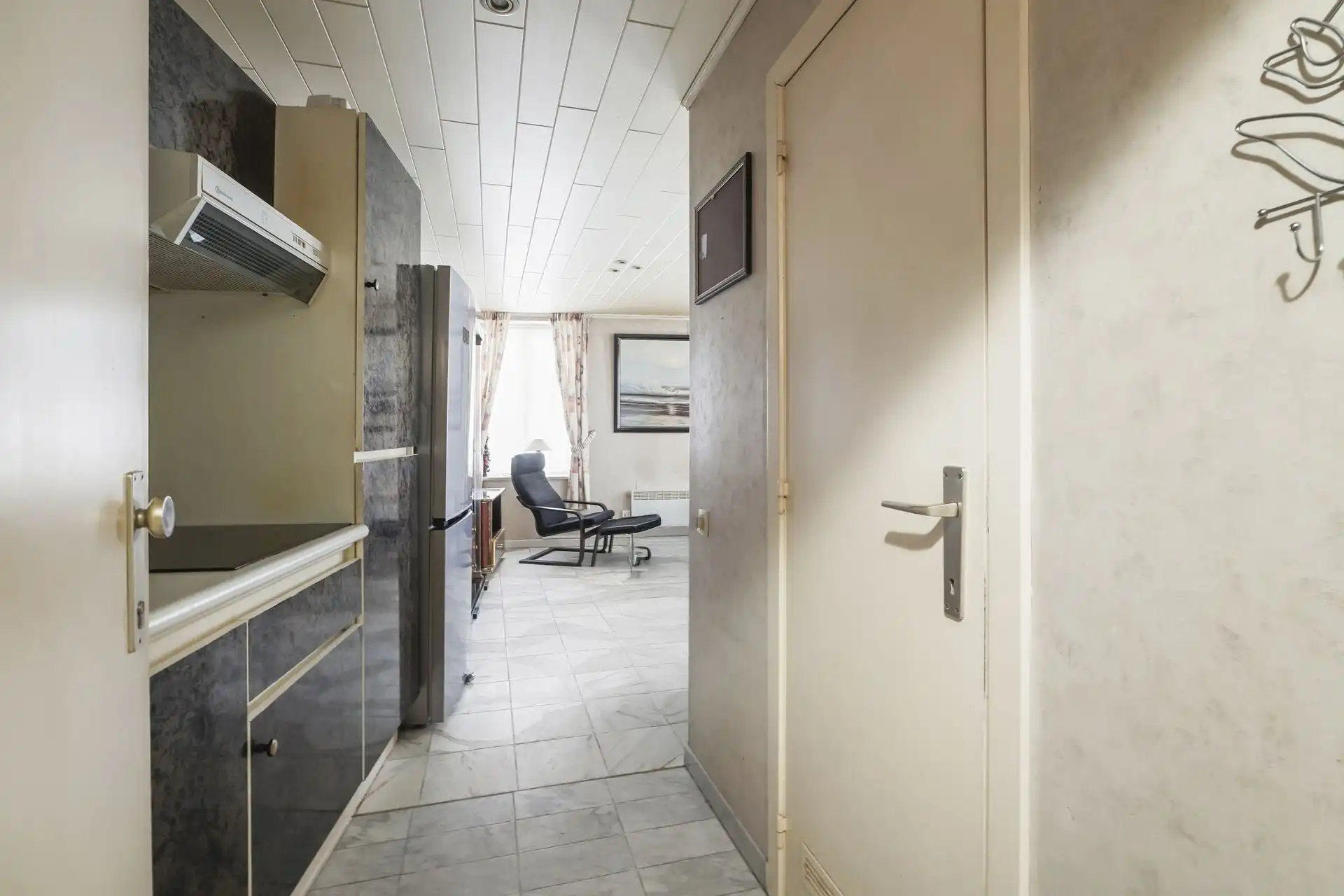 SLAAPHOEK / CENTRALE LIGGING foto 8