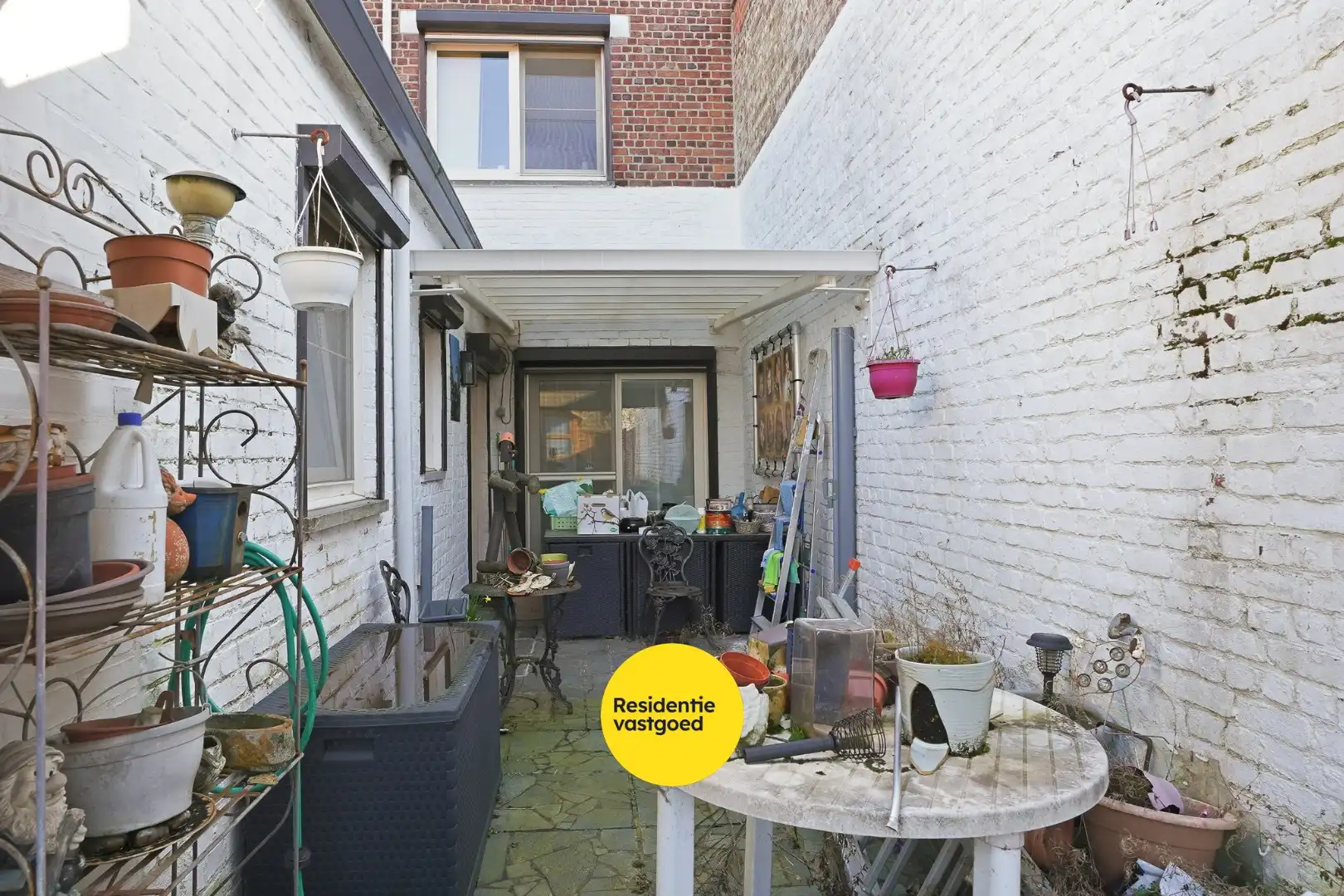 Goed onderhouden rijwoning nabij de Groene Kouter in Zwevegem foto 16