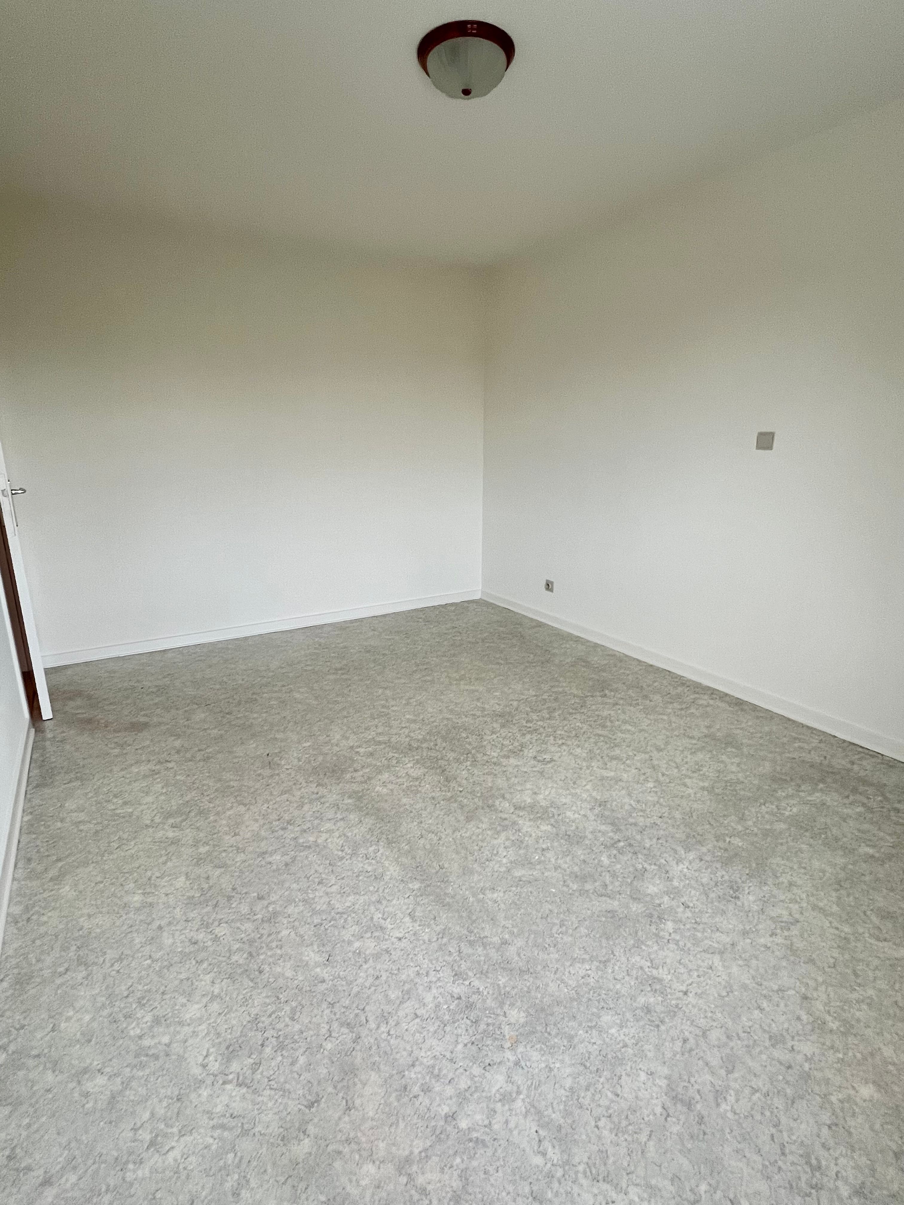 Zwartberg, Minderbroedersstraat 21 bus 3 – Appartement met 1 slaapkamer en bureau- of hobbyruimte foto 12