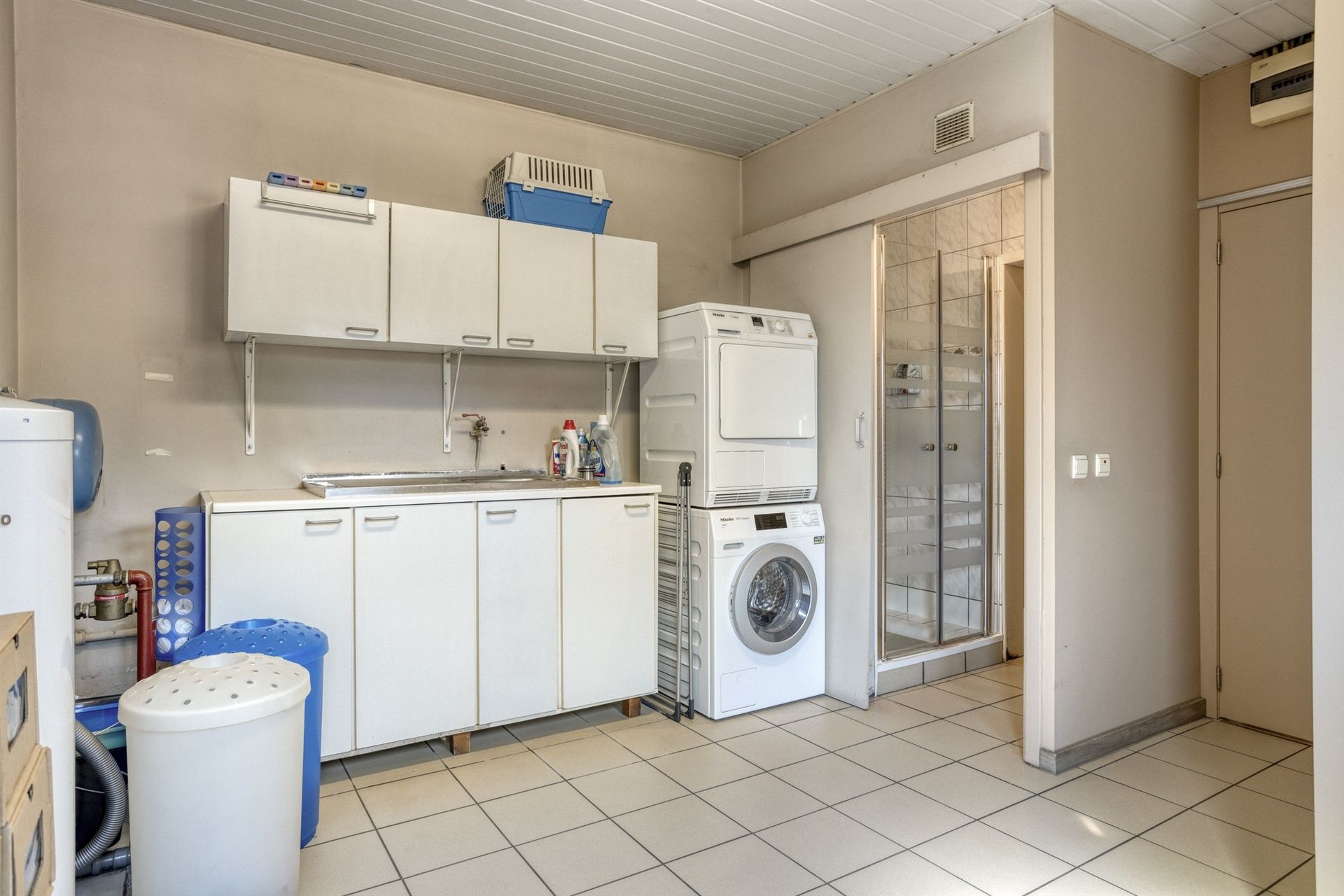 Ruime gezinswoning met zonnige tuin en garage in hartje Merchtem foto 16