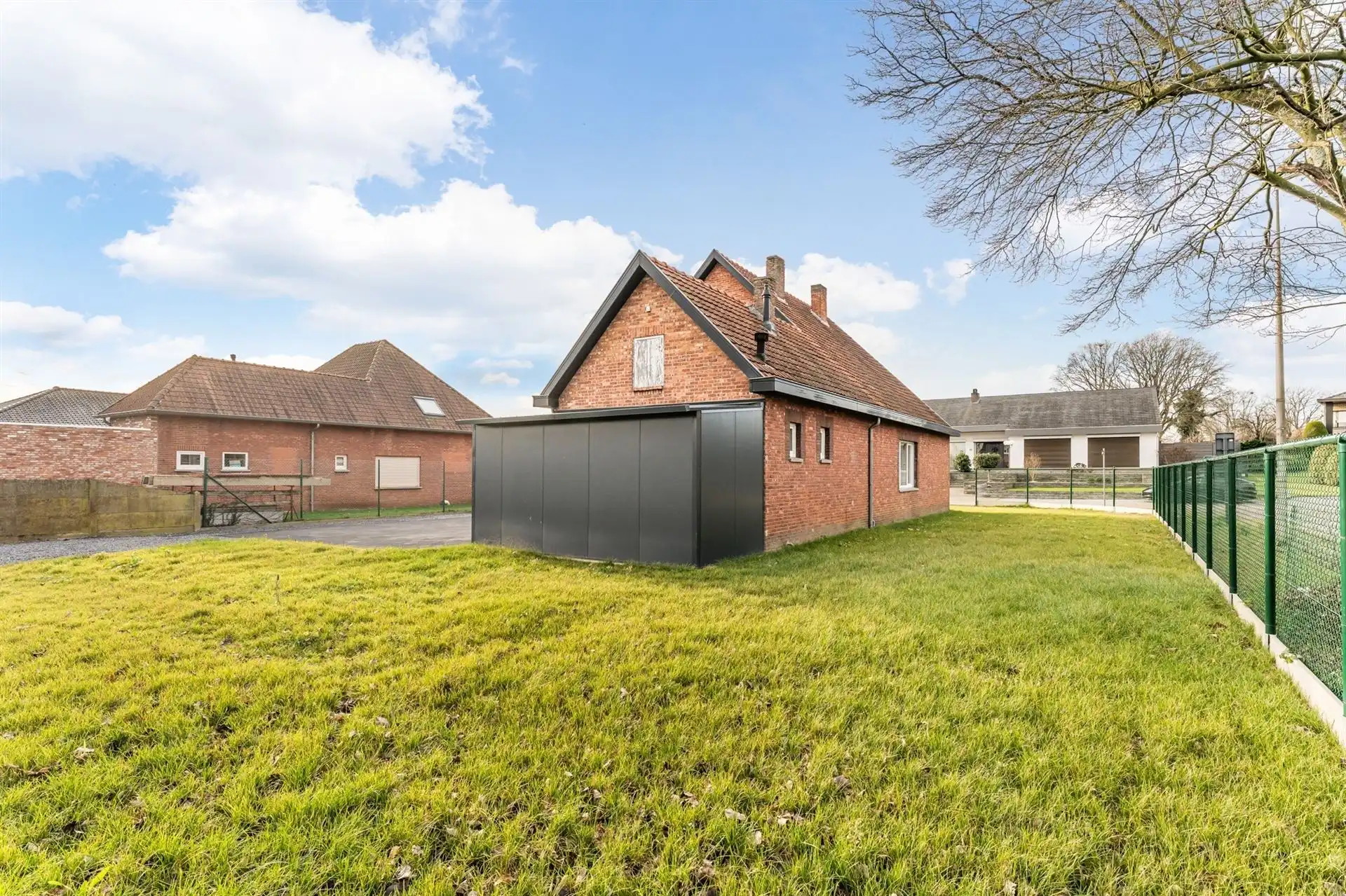 Eengezinswoning met tuin. foto 34