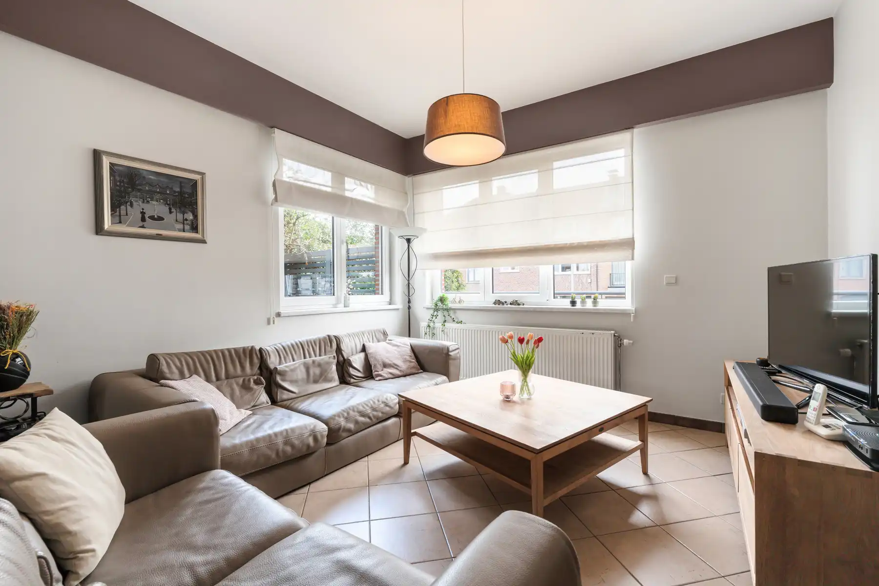 Gezinswoning met 2 slaapkamers, zolder, grote tuin en garage foto 5