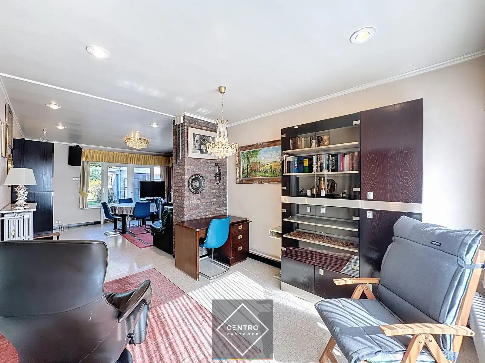 UITERST interessant gelegen woning te Sint-Andries! foto 6