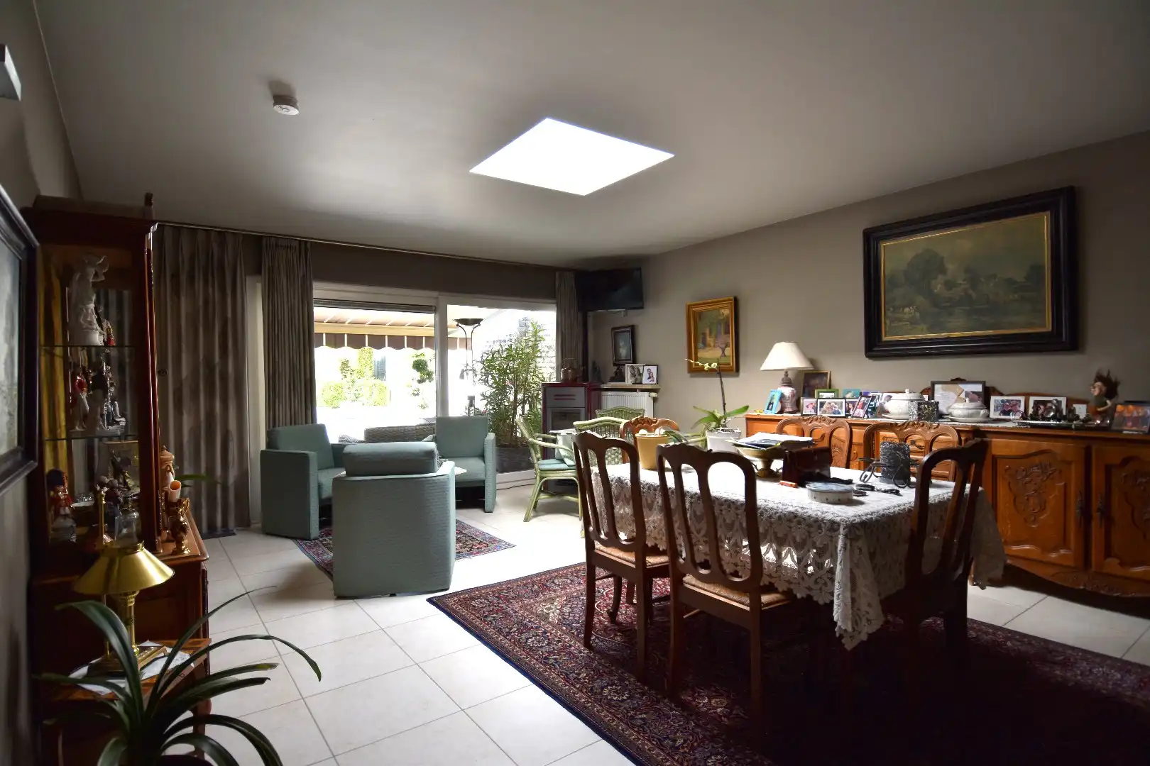 Kleinschalig appartementsgebouw met 3 wooneenheden te koop in hartje Gullegem foto 5