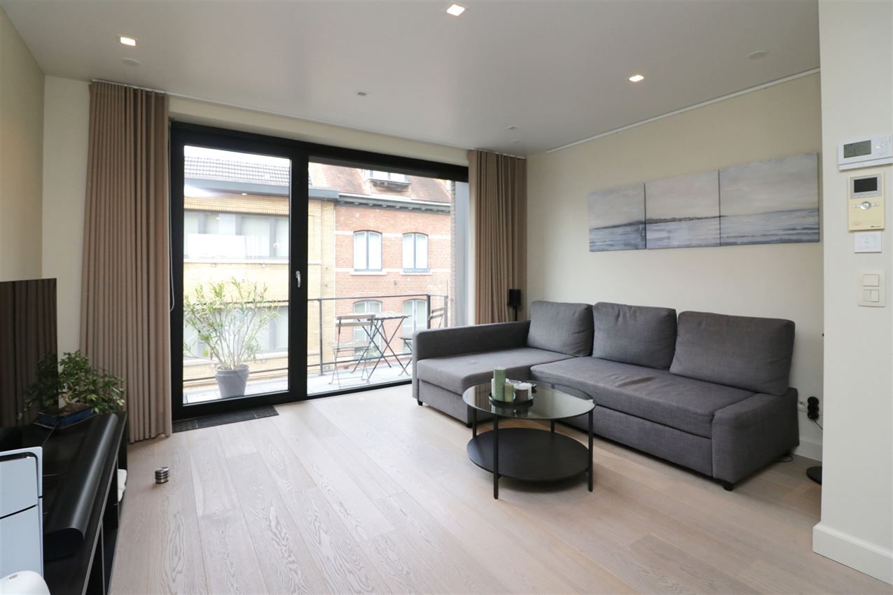 Duplex met 2 slpk., terras en garage temidden centrum foto 4
