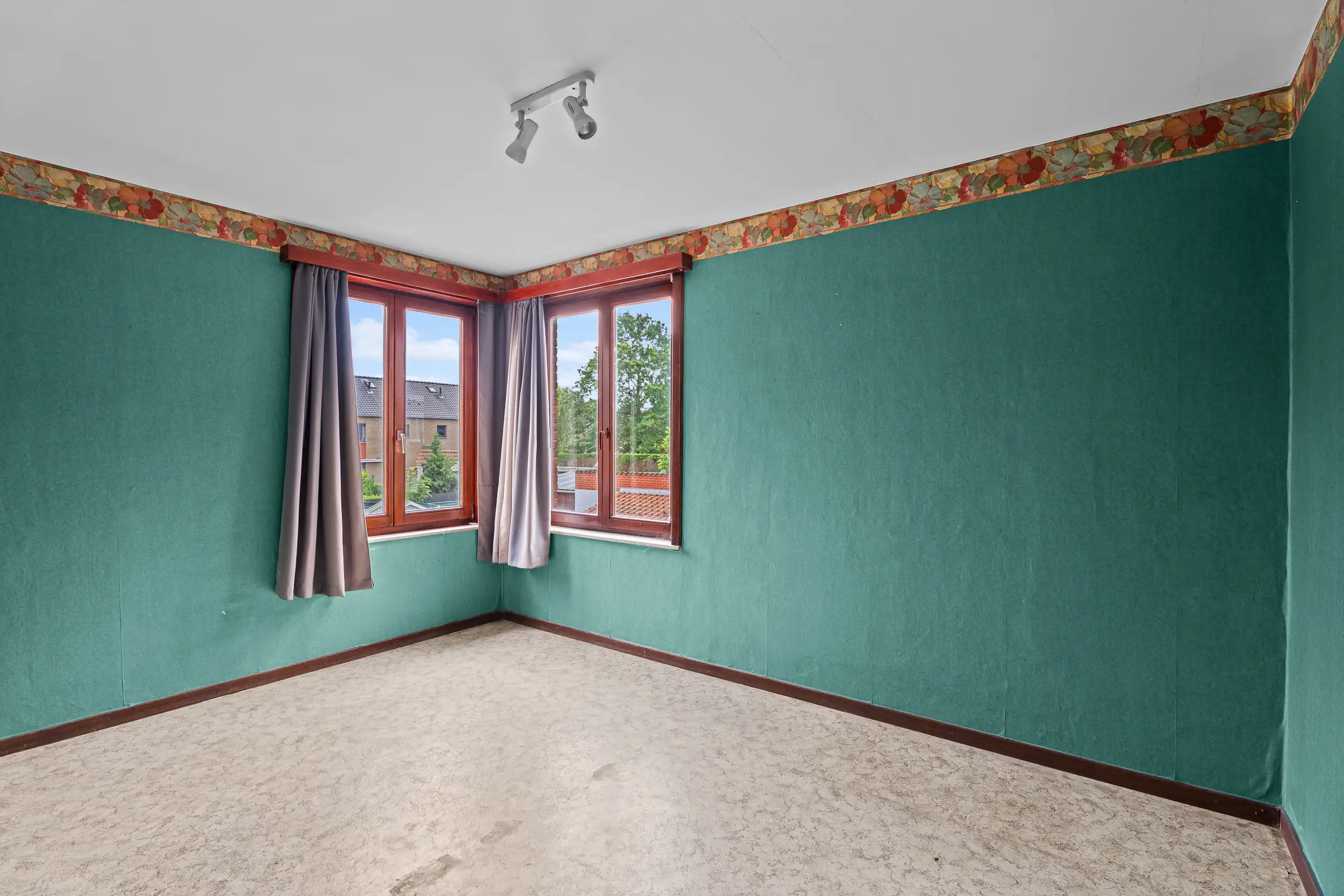Gezinswoning met 3 slaapkamers en potentieel! foto 10