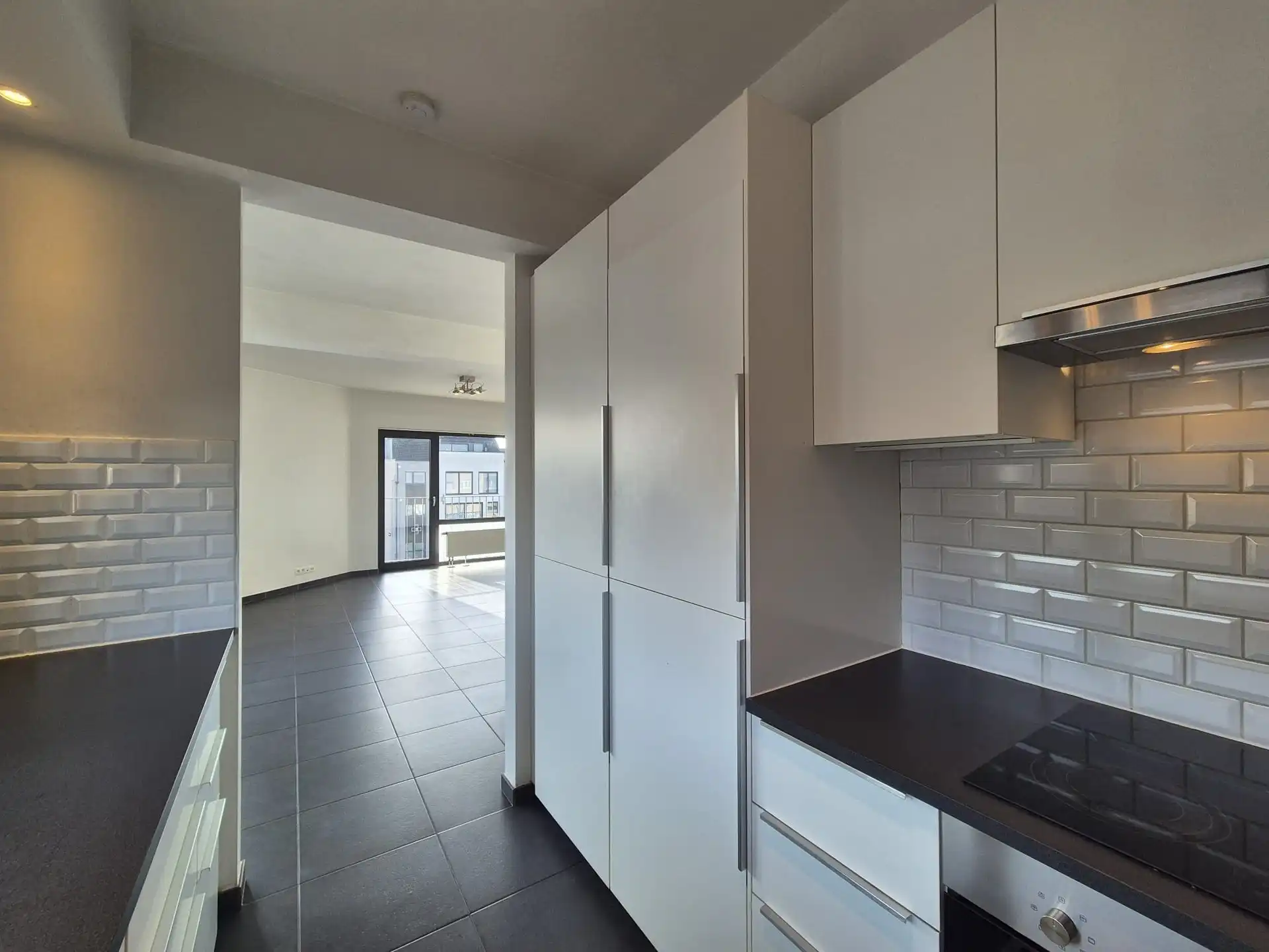 Gunstig gelegen 2 slaapkamer appartement. foto 8