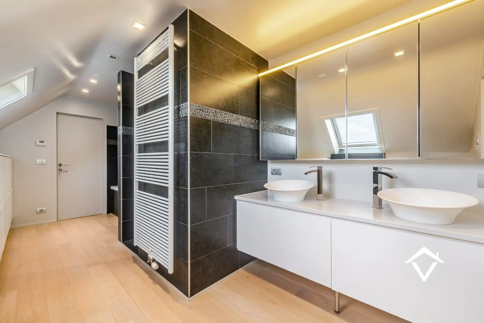Alleenstaande woning met polyvalent bijgebouw te Zedelgem  foto 27