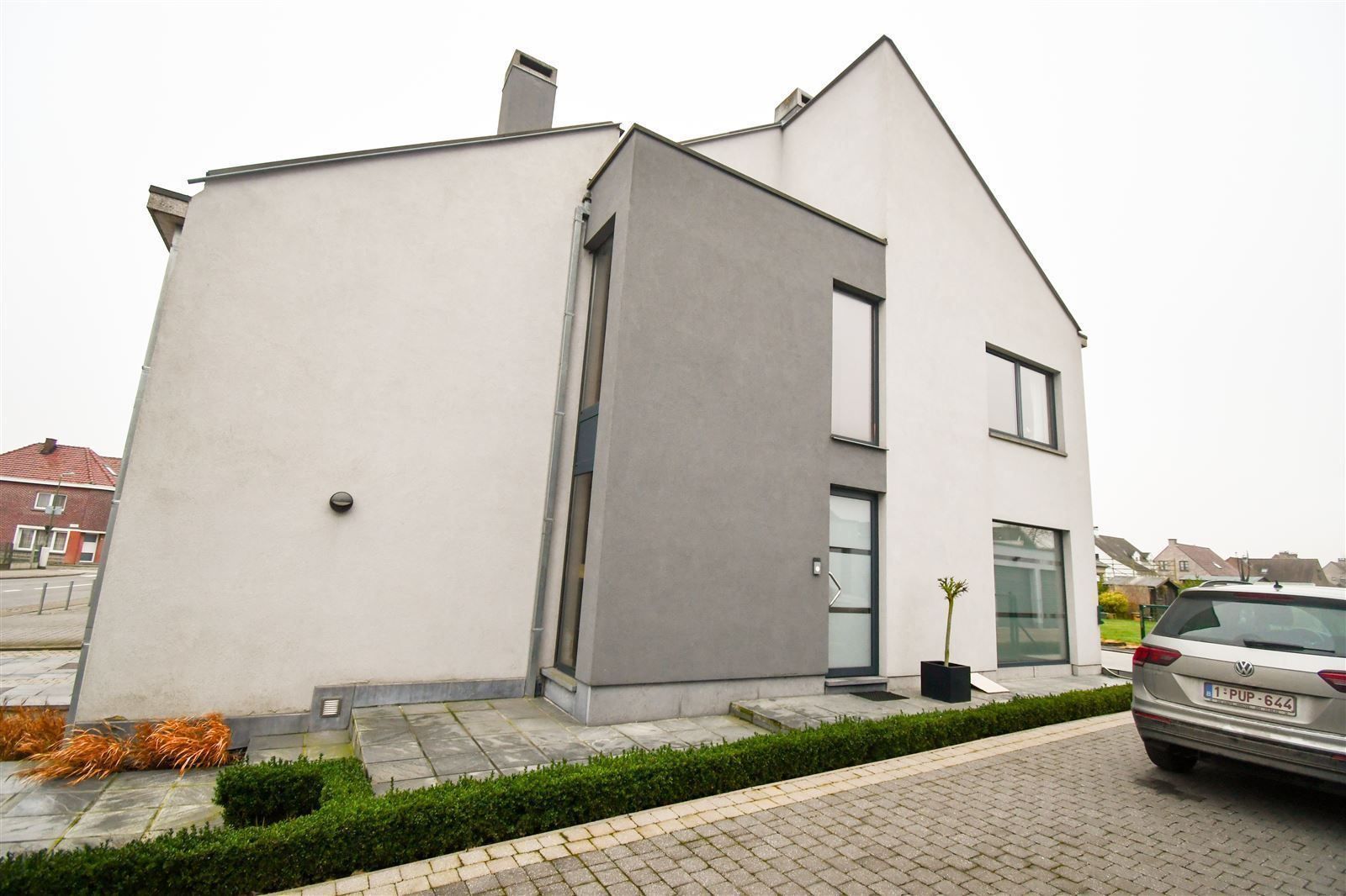 Duplex-appartement met 3 slaapkamers en garage foto 3