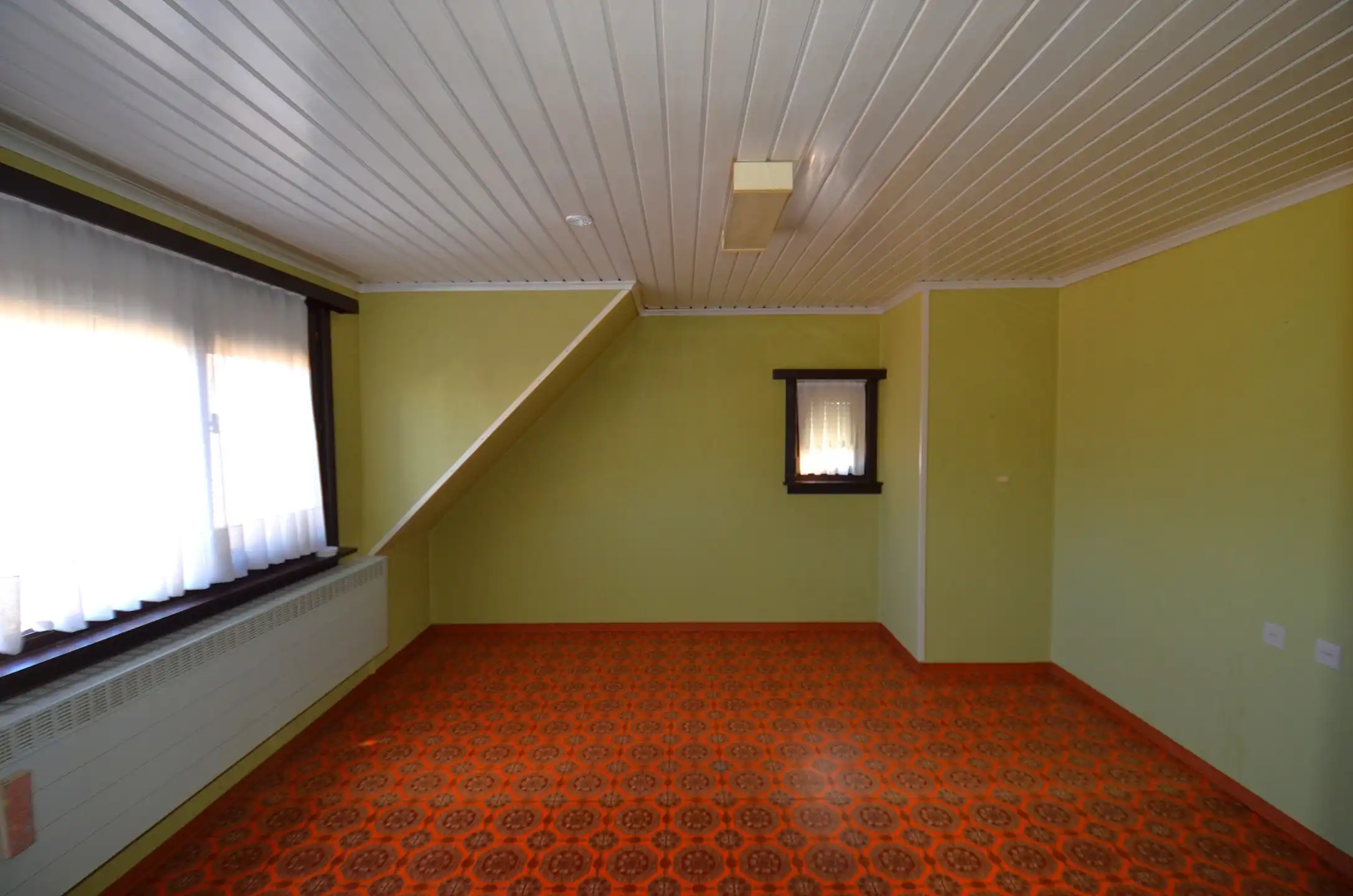 Te renoveren woning op zeer rustige ligging foto 10