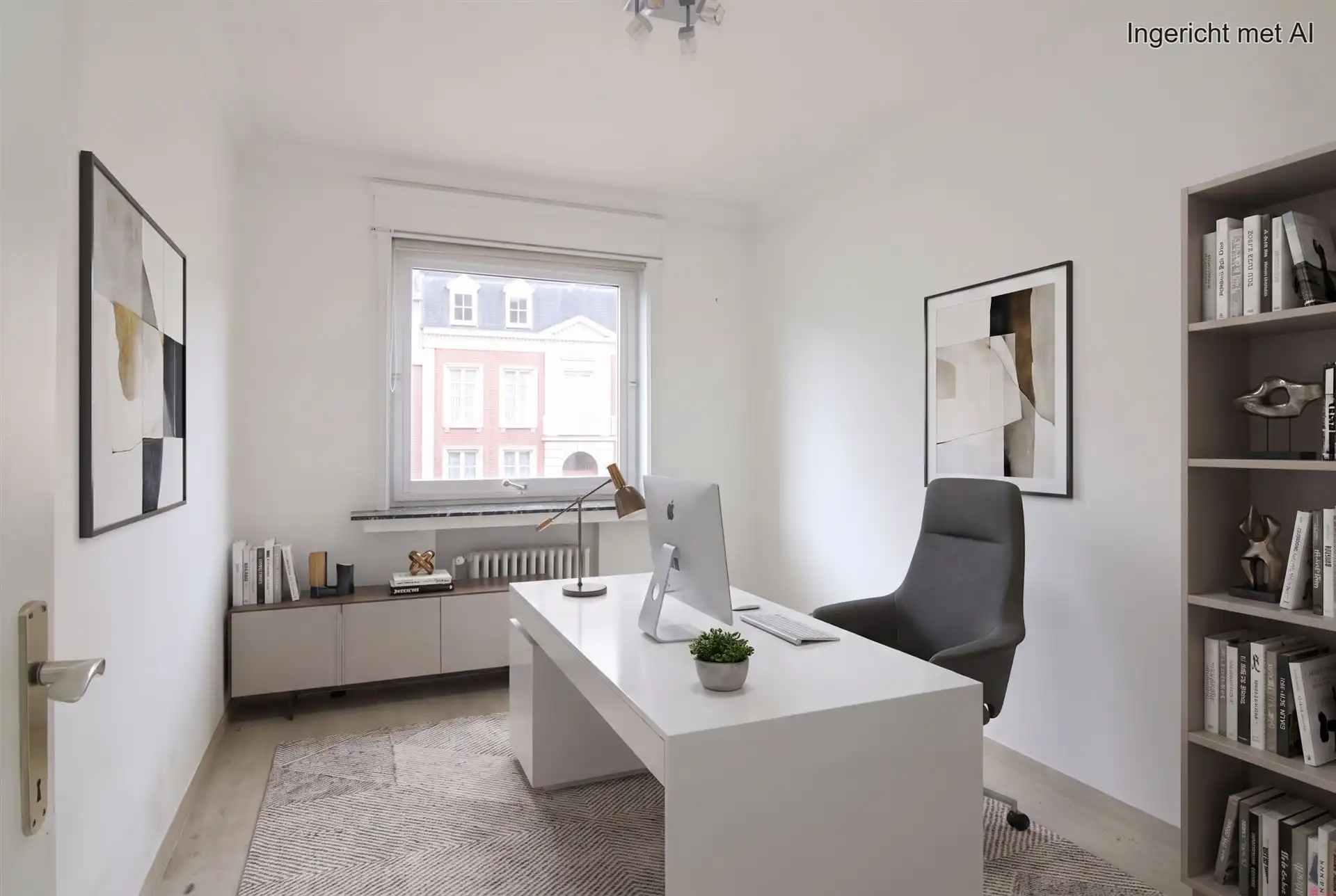 Ruim appartement in residentiële straat foto 6