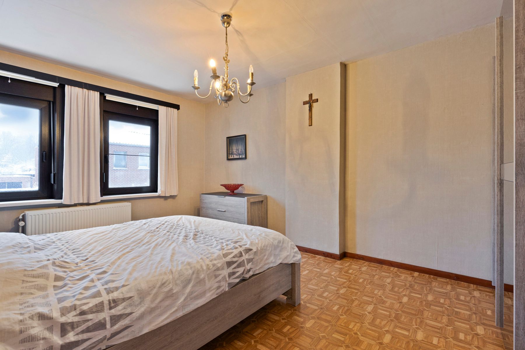 Uitzonderlijke woning met dubbele garage op 25a08ca foto 11