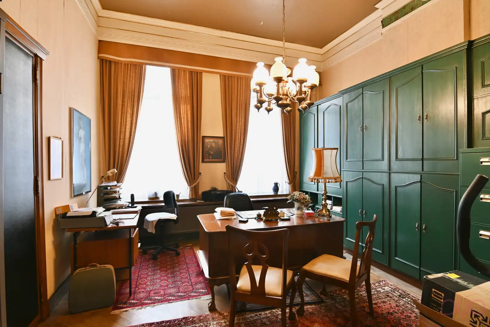 Prachtige herenwoning te renoveren in het hartje van Sint-Truiden met 6 slaapkamers en garage van 62m2 foto 7