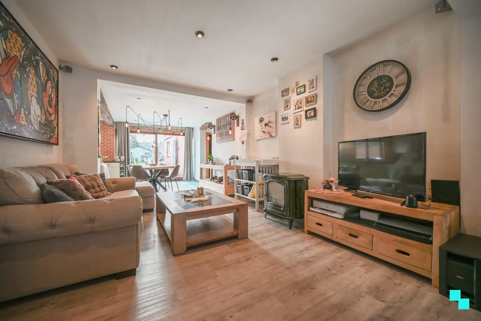 Verder te moderniseren eengezinswoning te Lendelede foto 4