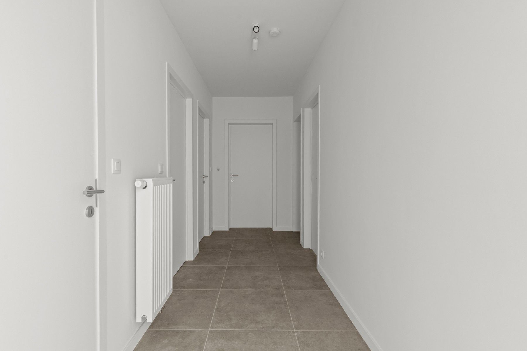 Volledig gerenoveerd appartement met dubbele garage in Ronse foto 10