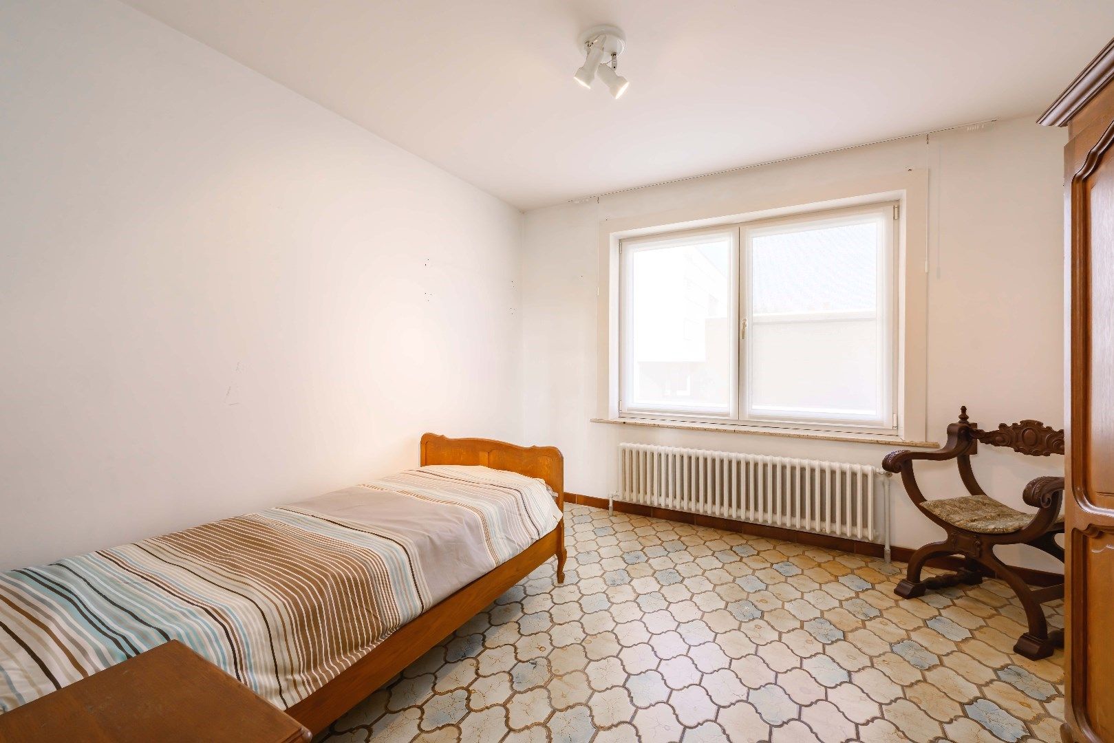 VERRASSEND RUIME ALLEENSTAANDE WONING OP 1.298 m² foto 13