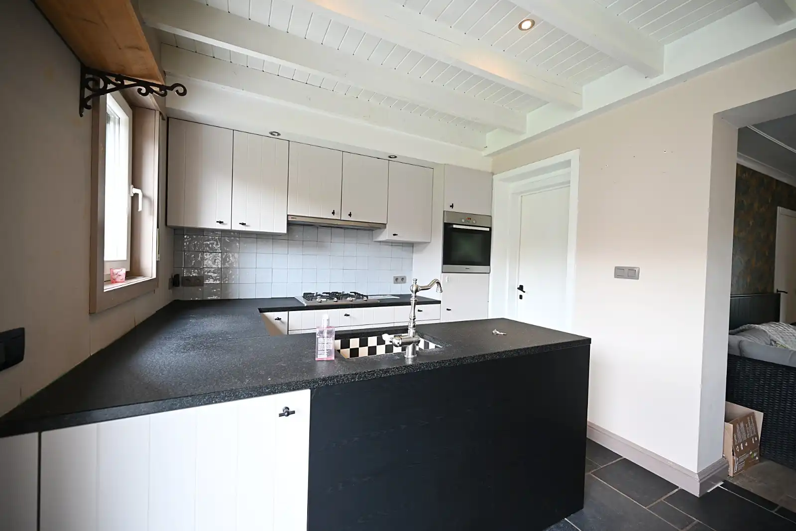 Ruime woning nabij centrum Kachtem foto 7