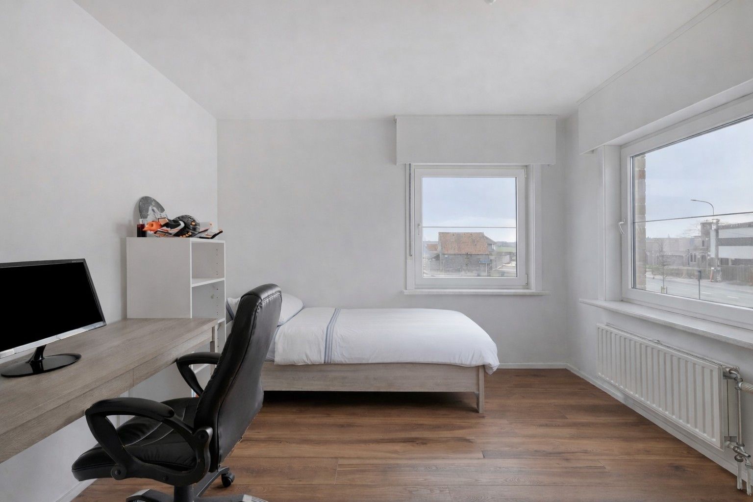 Luxe woning met binnenzwembad en afzonderlijke handelsruimte foto 11