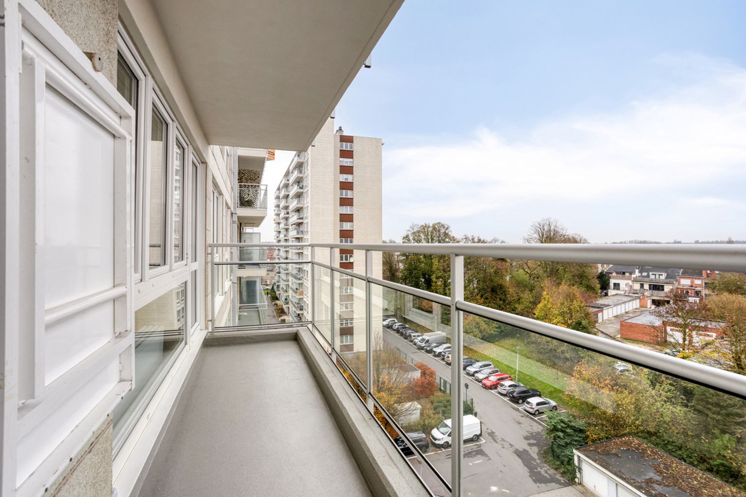 Instapklaar en onderhouden 2-slaapkamer appartement foto 14