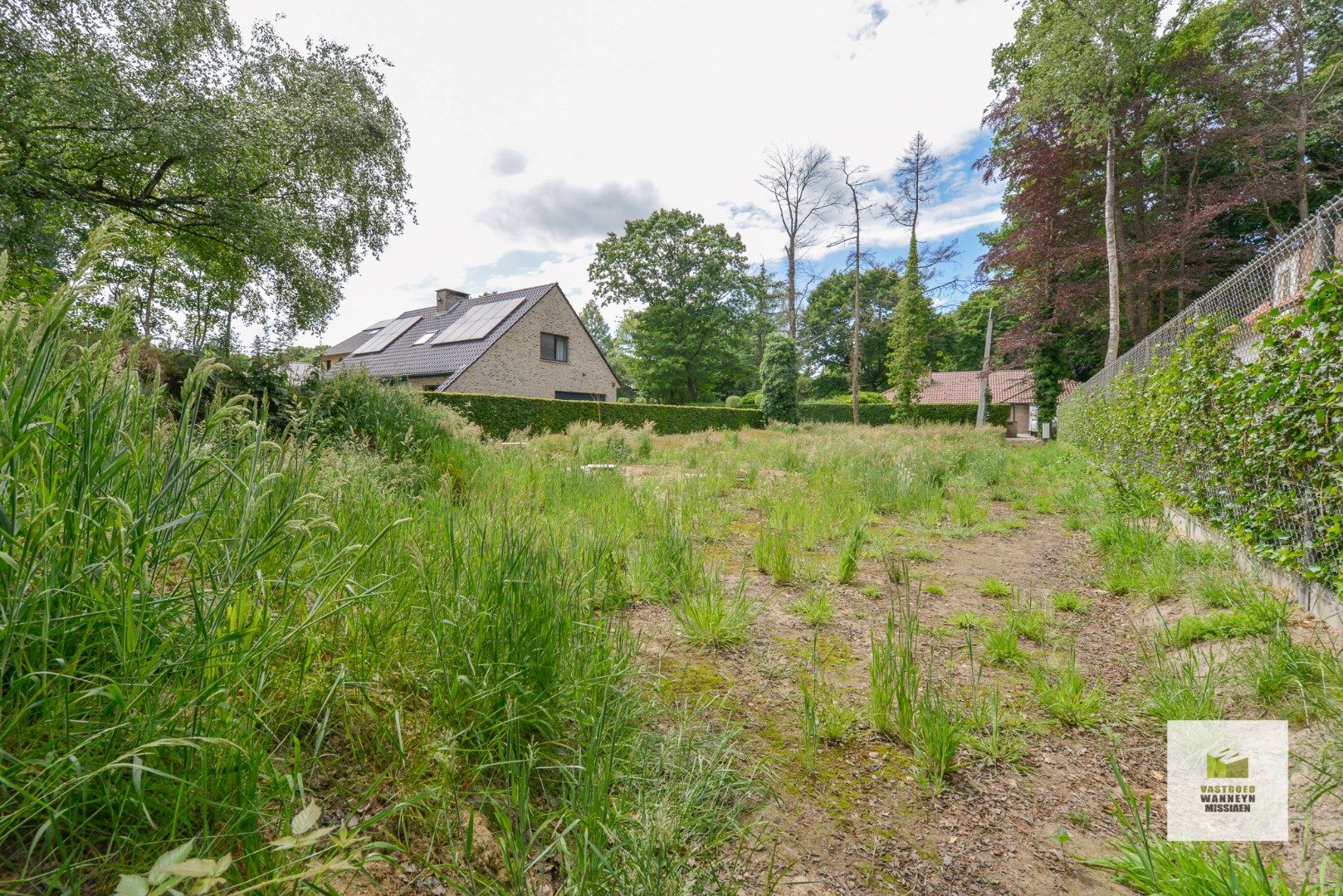 Ruim perceel bouwgrond (990m2) in idyllische omgeving te Lakebossen Zwevezele  foto 2