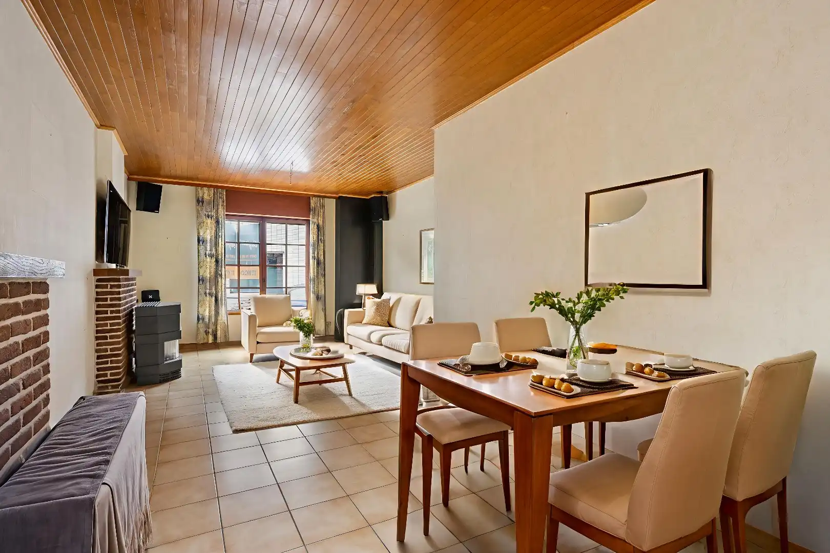 Woning met 2 slaapkamers en zolder en zonnige tuin in Mesen foto 2