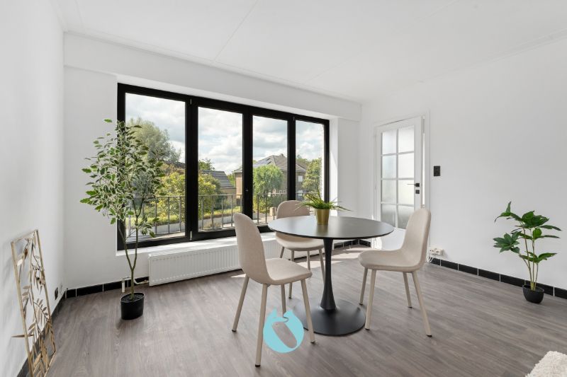 Rustig gelegen appartement met 2 slaapkamers foto 3