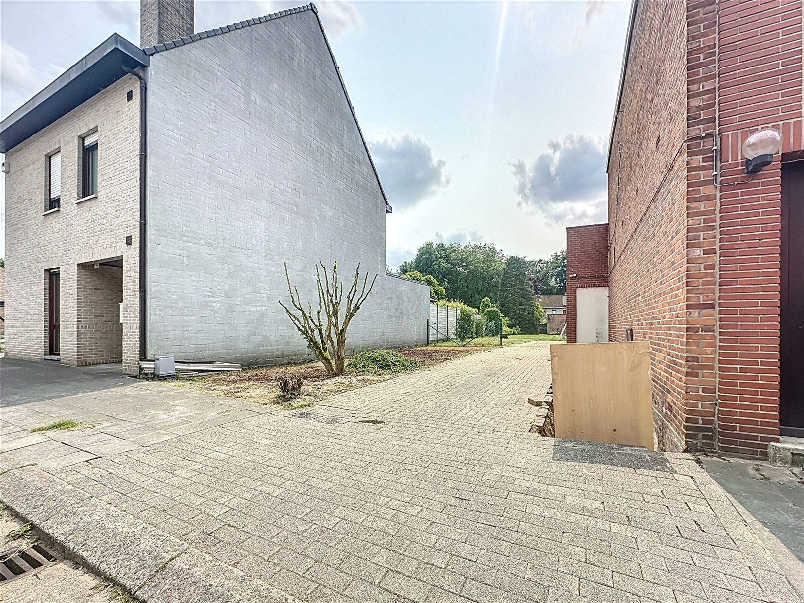 Bouwgrond op residentiele doch centrale ligging  foto 2