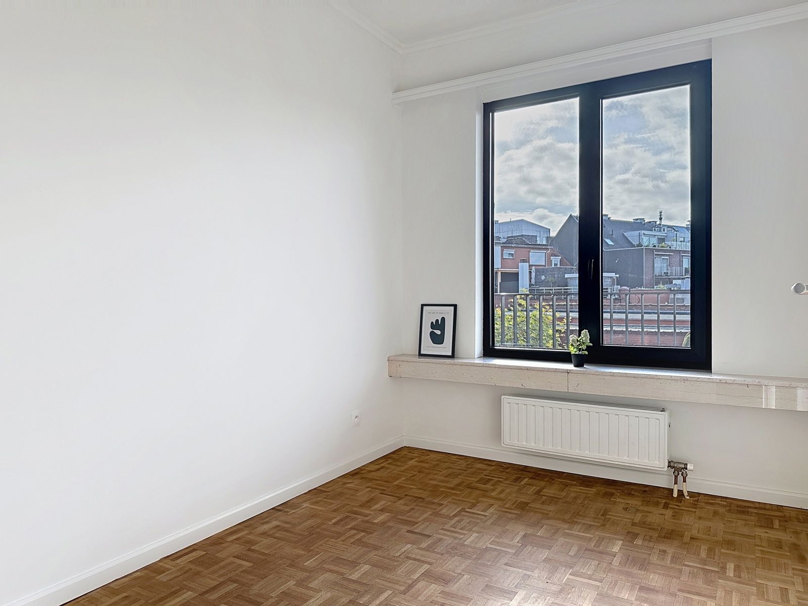 Gerenoveerd appartement in centrum Aartselaar foto 9