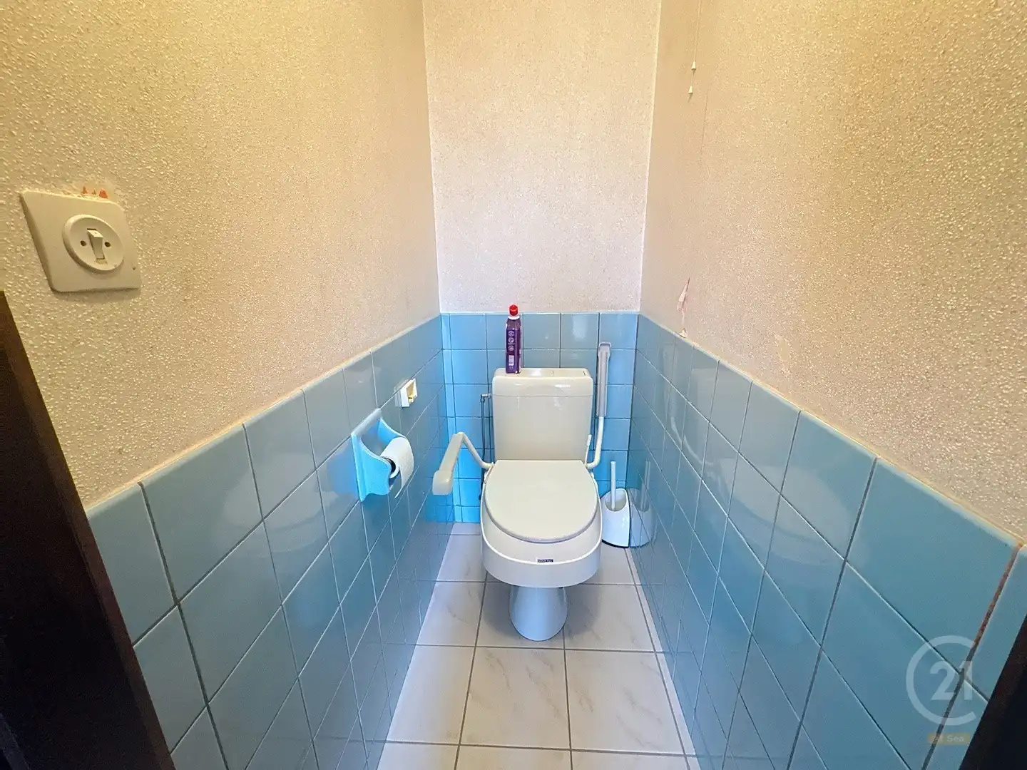 Ruime gezinswoning met 4 slaapkamers in rustige woonomgeving foto 9