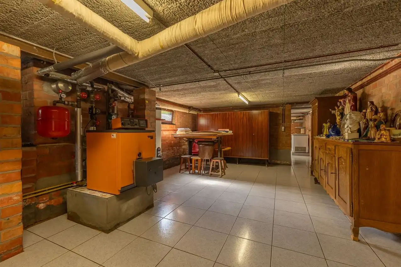 Retrokarakter, diepe tuin en bosgevoel achteraan foto 34