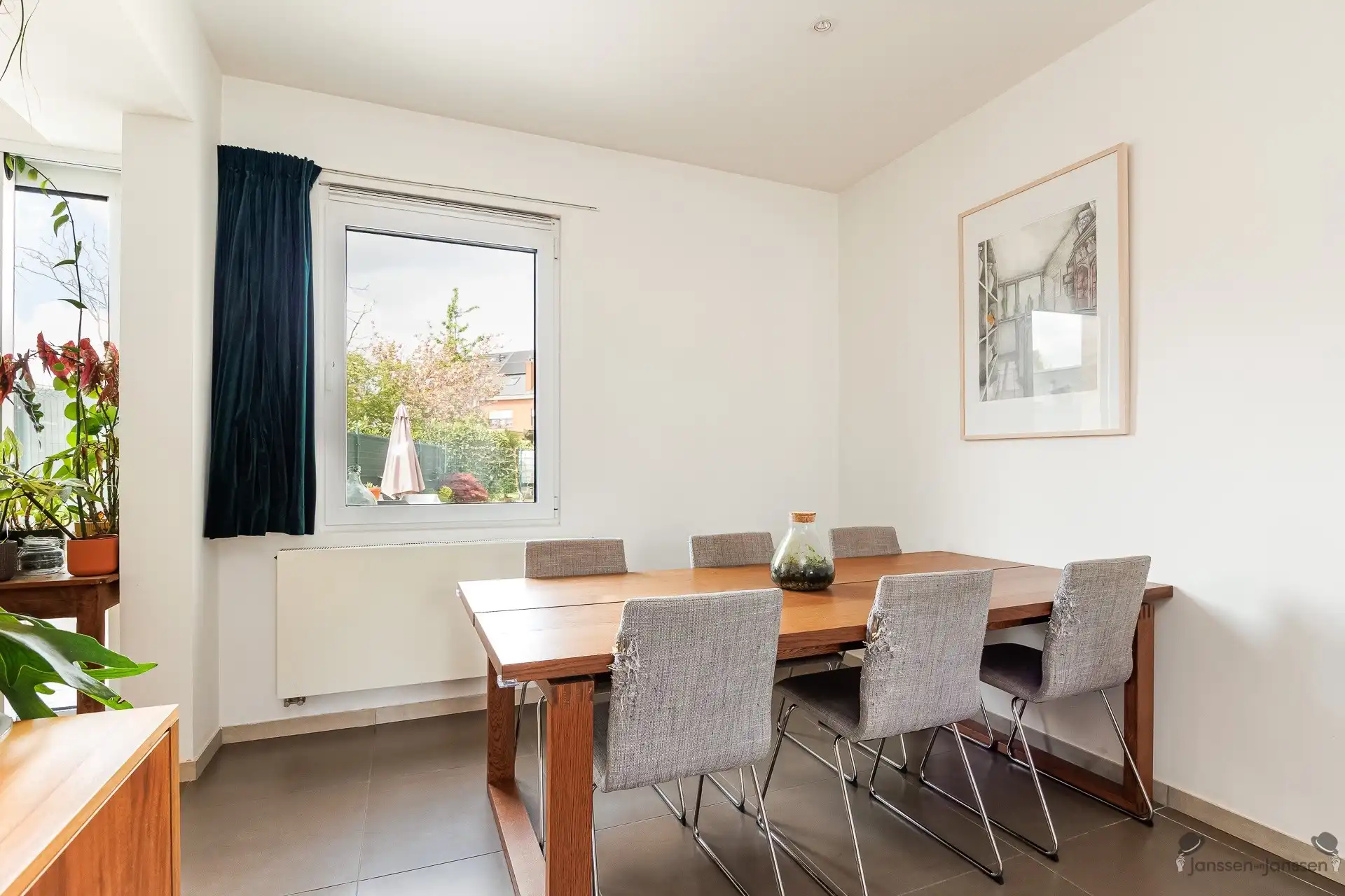 Instapklare rijwoning met 3 slpkmrs & tuin foto 6