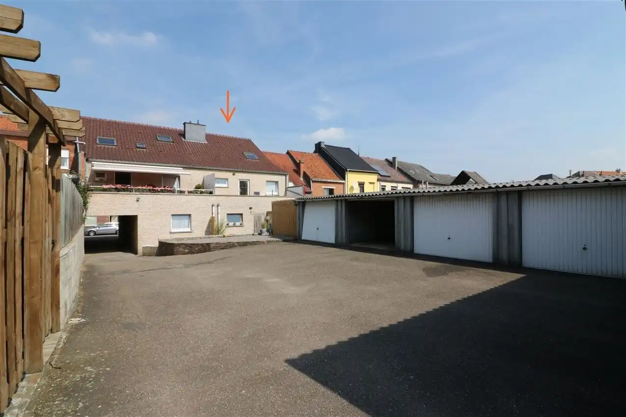 Gezellig dakappartement, grote leefruimte, 1 slpk. en garage  foto 16