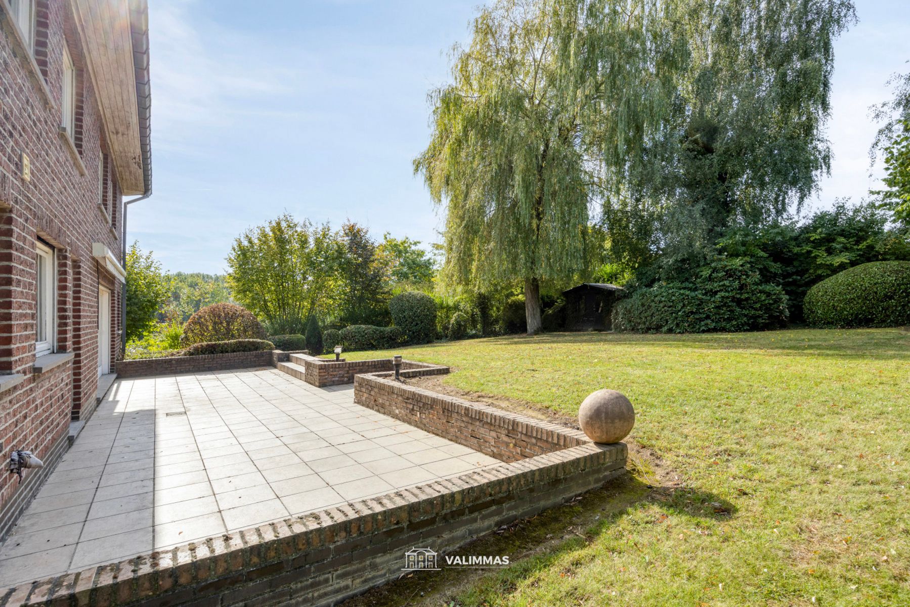 Ruime, residentieel gelegen villa met garage & mooie tuin... foto 6