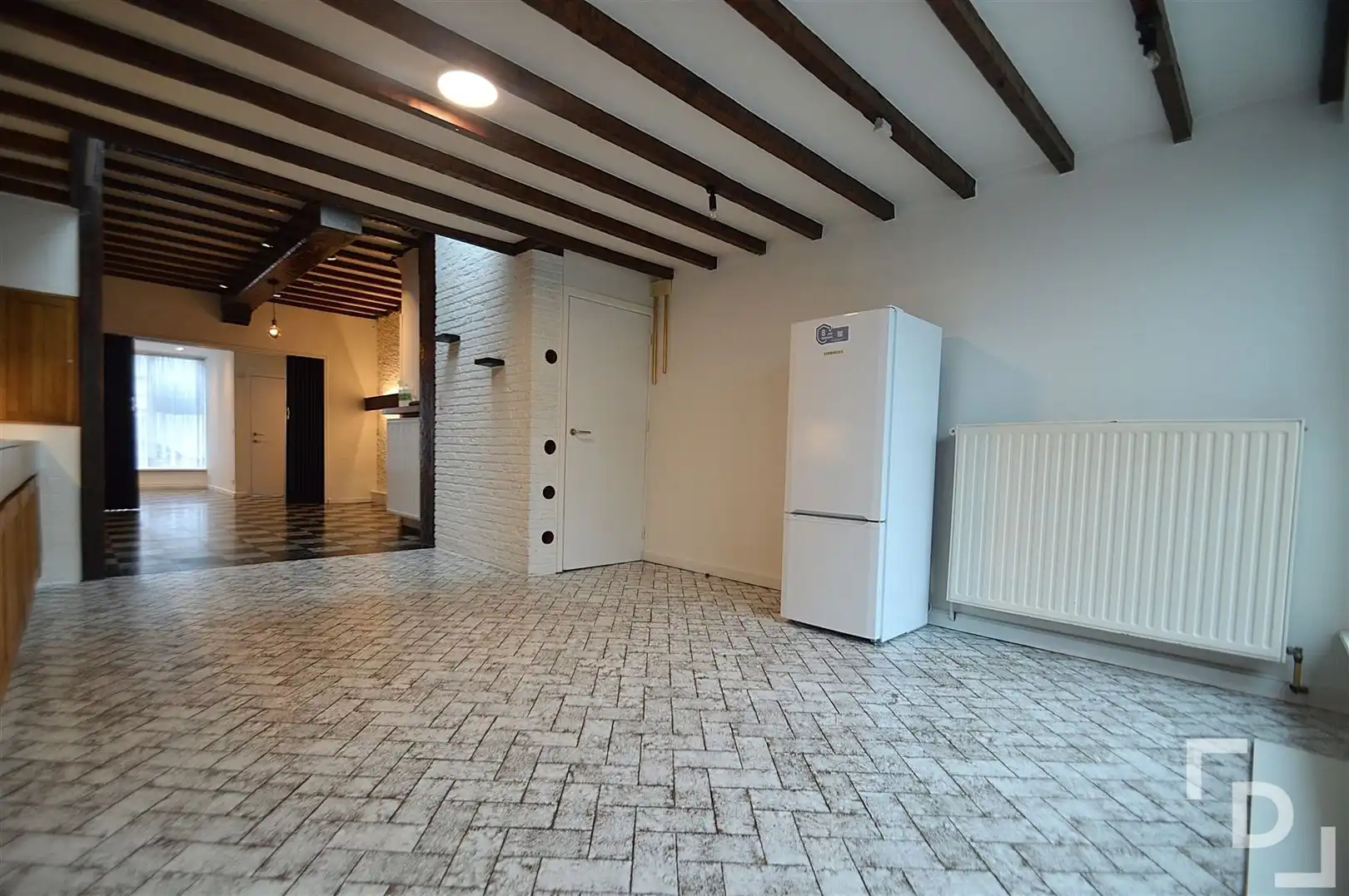 "Gerenoveerde stadswoning in het centrum van Poperinge" foto 4