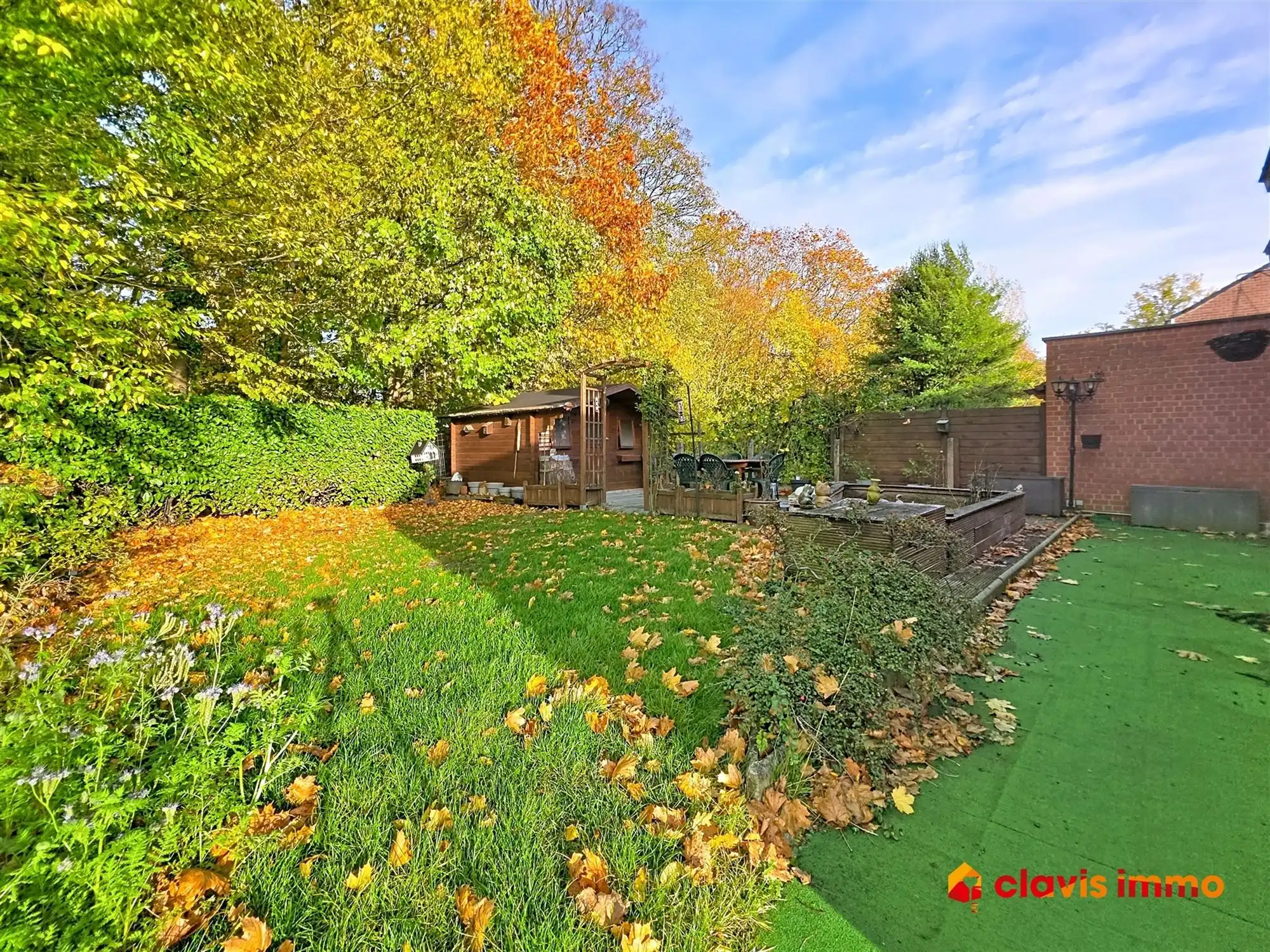 Halfopen-bebouwing in een rustige buurt foto 17