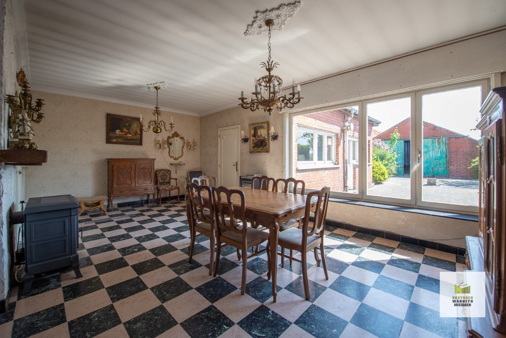 Te renoveren woning met landelijk vergezicht en bijgebouw op toplocatie te Wingene foto 6