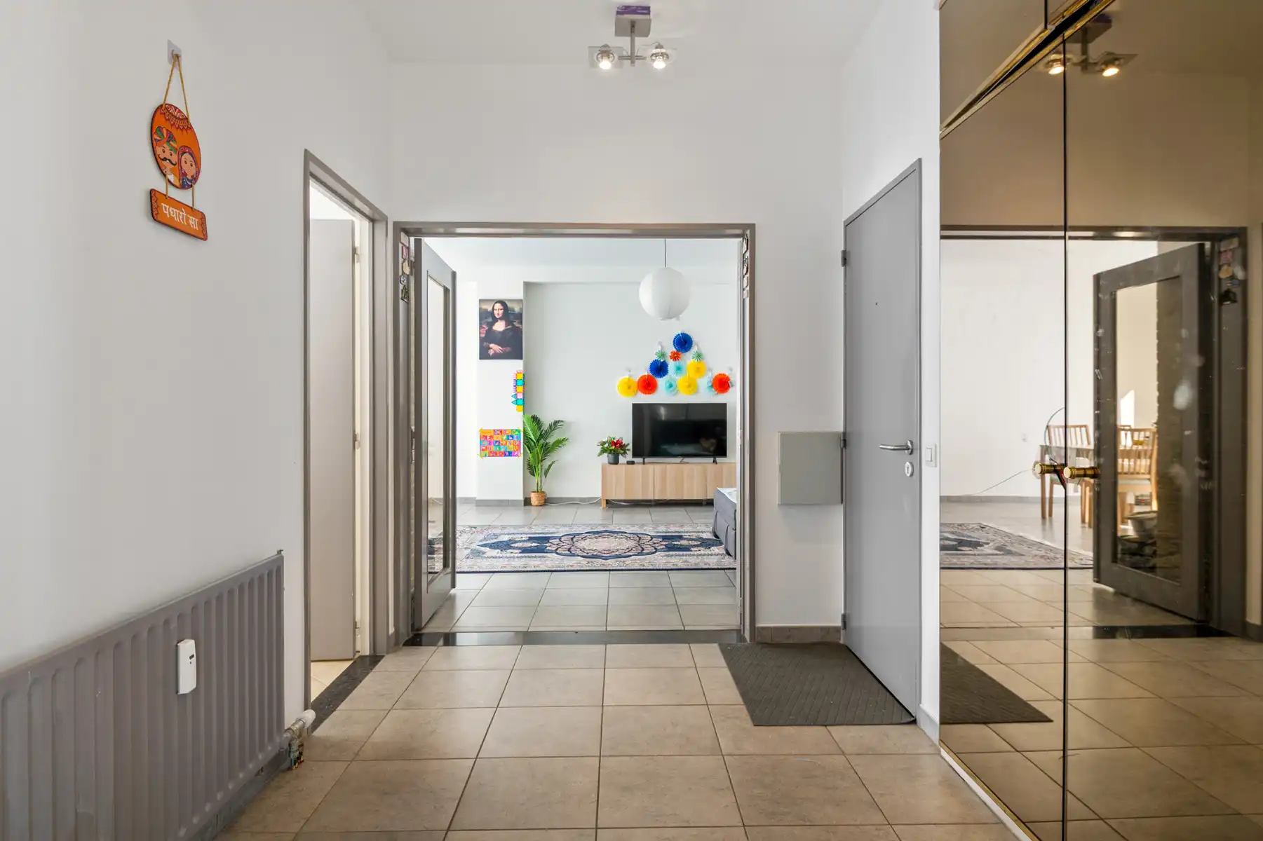 Ruim 3-slaapkamer appartement met terras op toplocatie foto 6