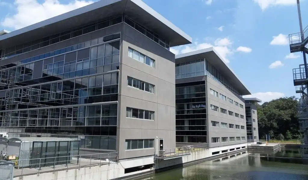 Kantoorruimte te huur in het Guldensporenpark in Merelbeke foto 9