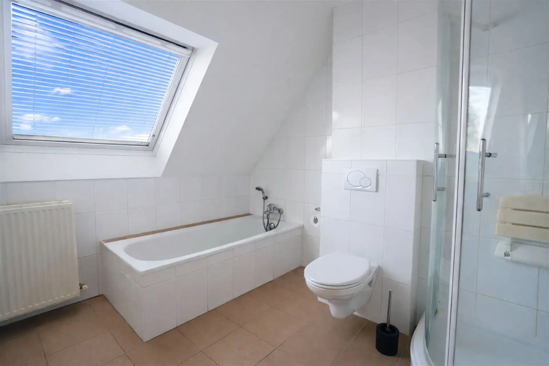 Bel-etage met 3 slaapkamers te Lokeren foto 8